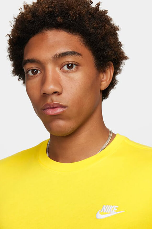 T-shirt Sportswear Club - Jaune