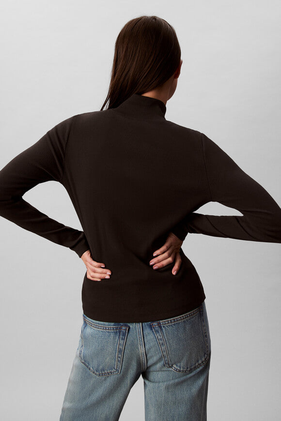 Geripptes Langarmshirt - Black