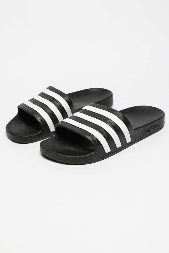 Adilette Aqua Pantoletten - Core Schwarz + Weiss