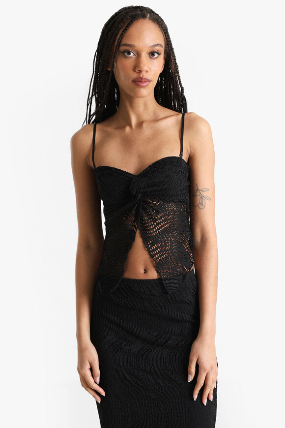 Crop Trägertop mit Lochmuster - Schwarz