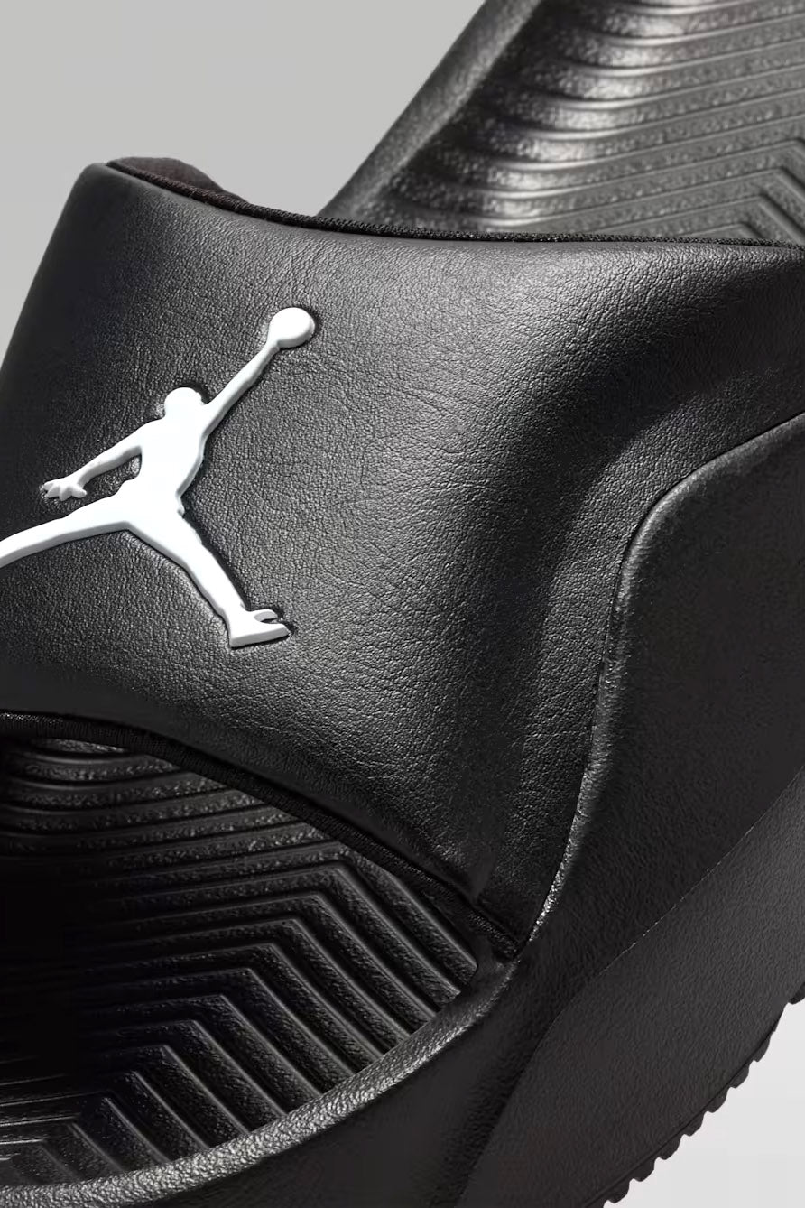 Franchise Pantoletten - Black + White