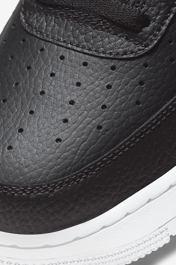 Air Force 1 '07 Sneaker - Black + White