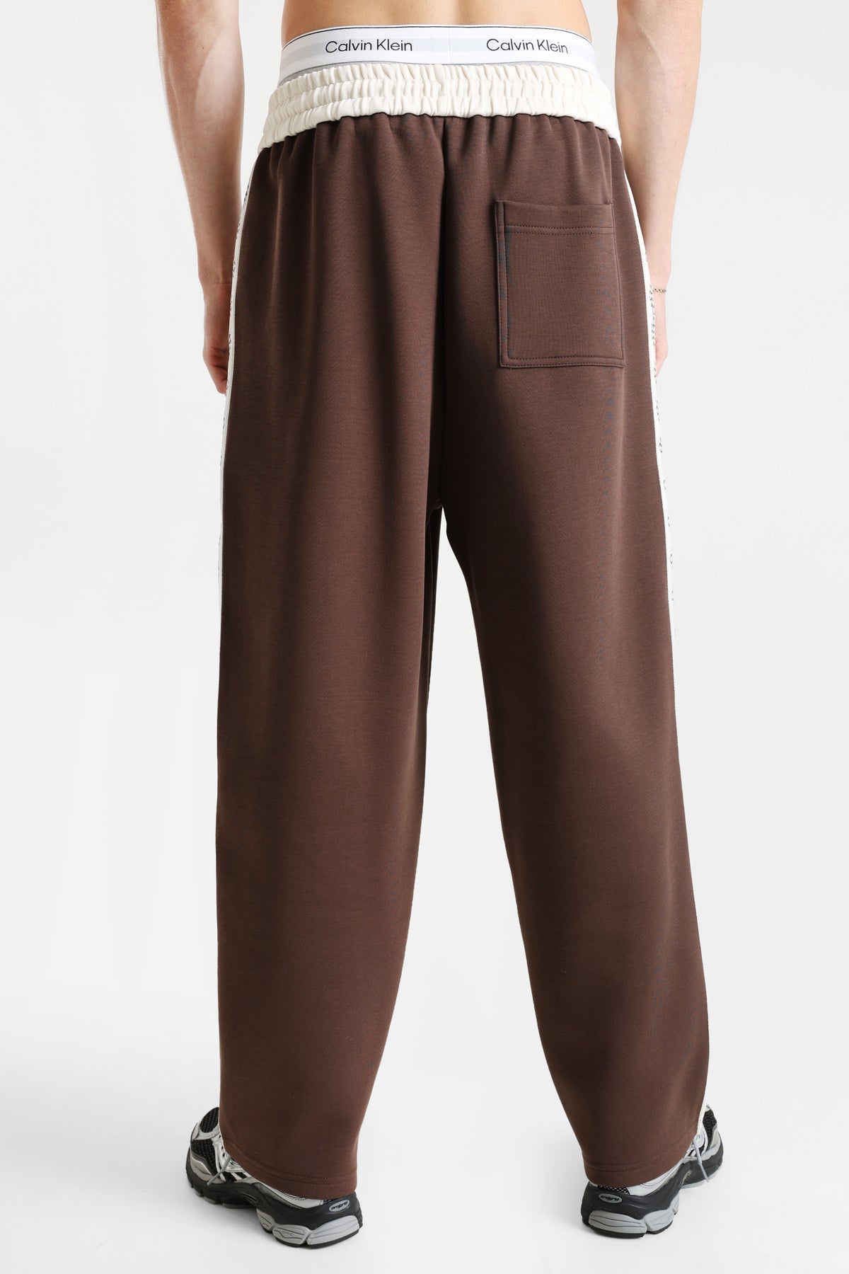 Rosace Sweathose - Brown