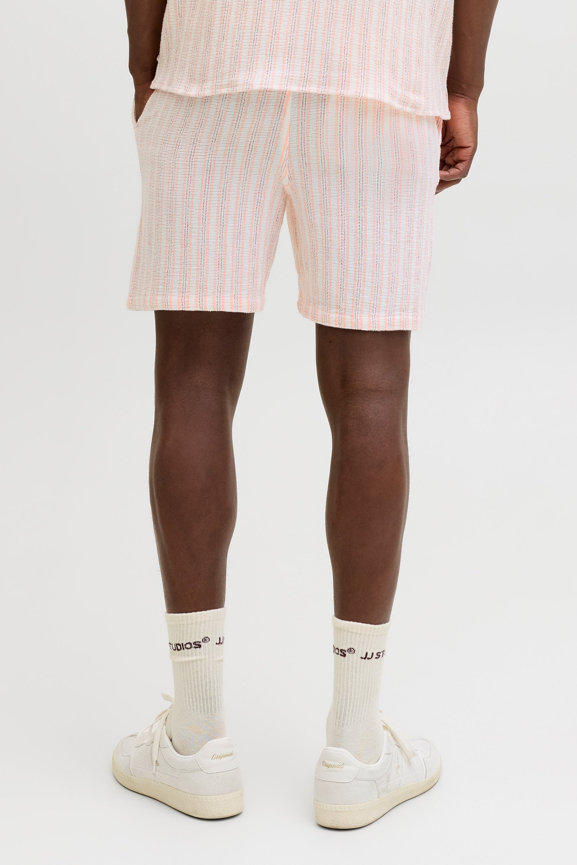 JPSTJAIDEN shorts in structured fabric - Peach Melba