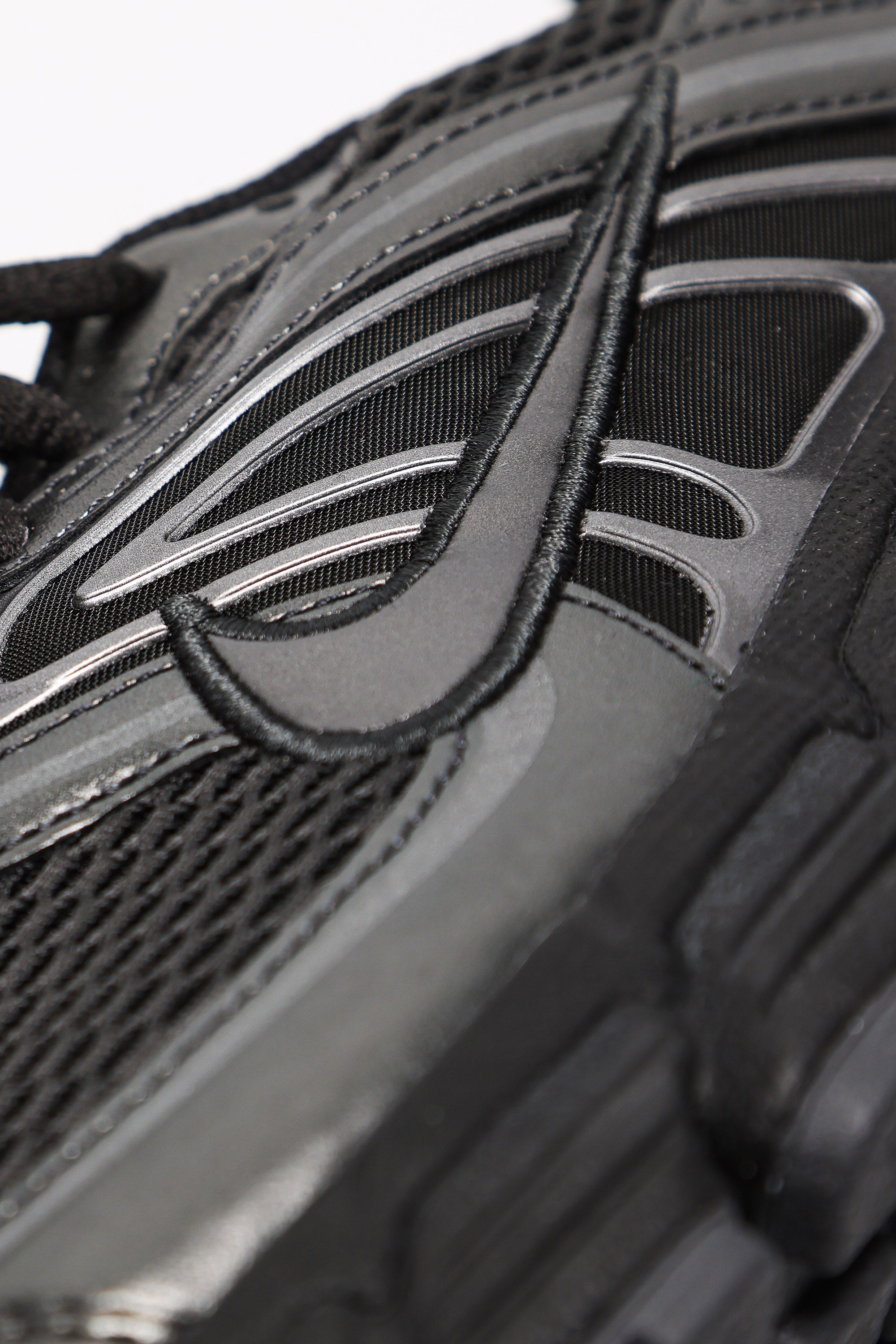 Air Max Moto 2k sneakers - Black + Dark Smoke Grey