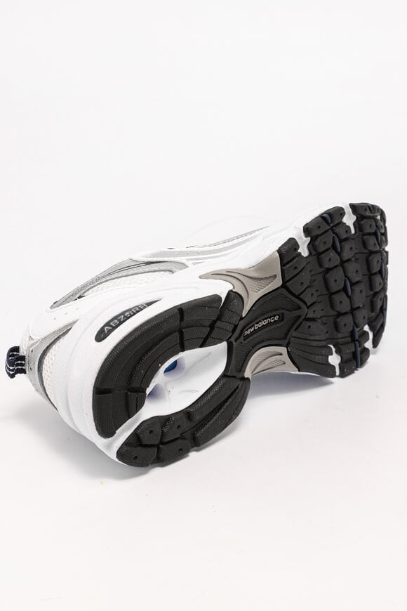 G530 Core Sneaker - White + Silver