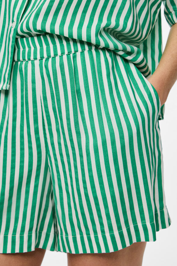 PCNYA fabric shorts - Simply Green + Cloud Dancer