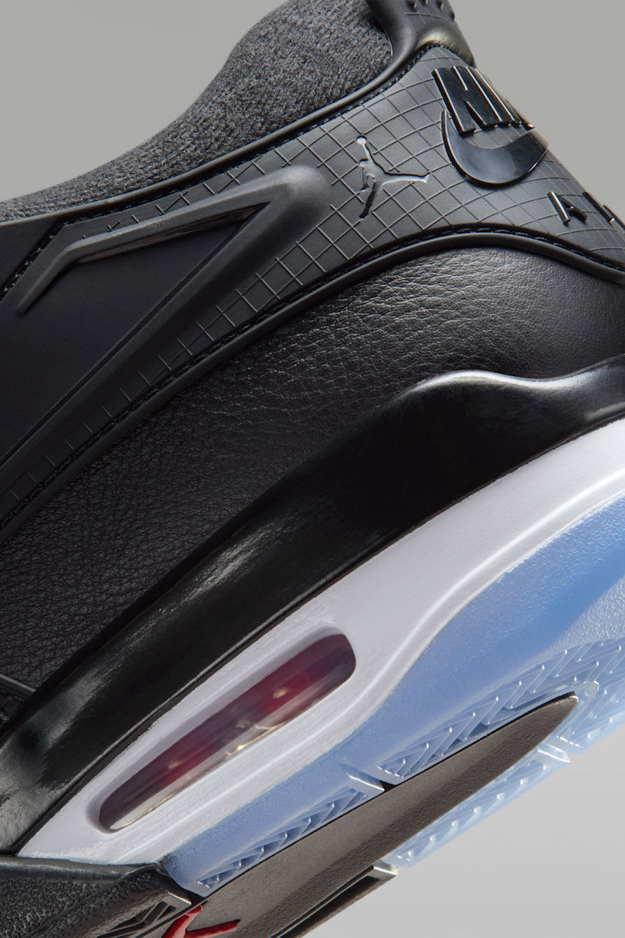 Air Jordan 4 RM Sneaker - Black + White + Varsity Red