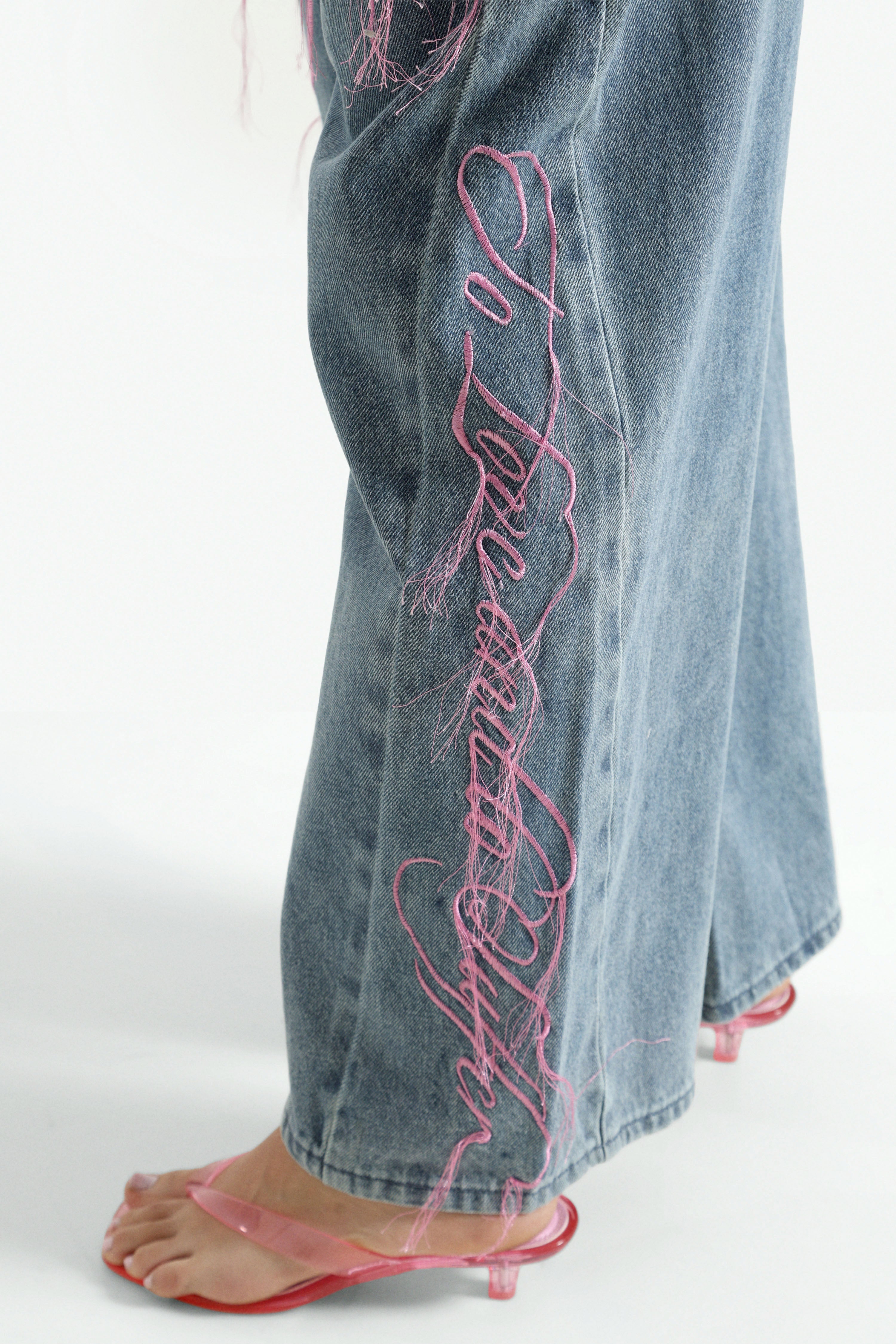 Baggy Fit Jeans - Dunkelblau + Rosa