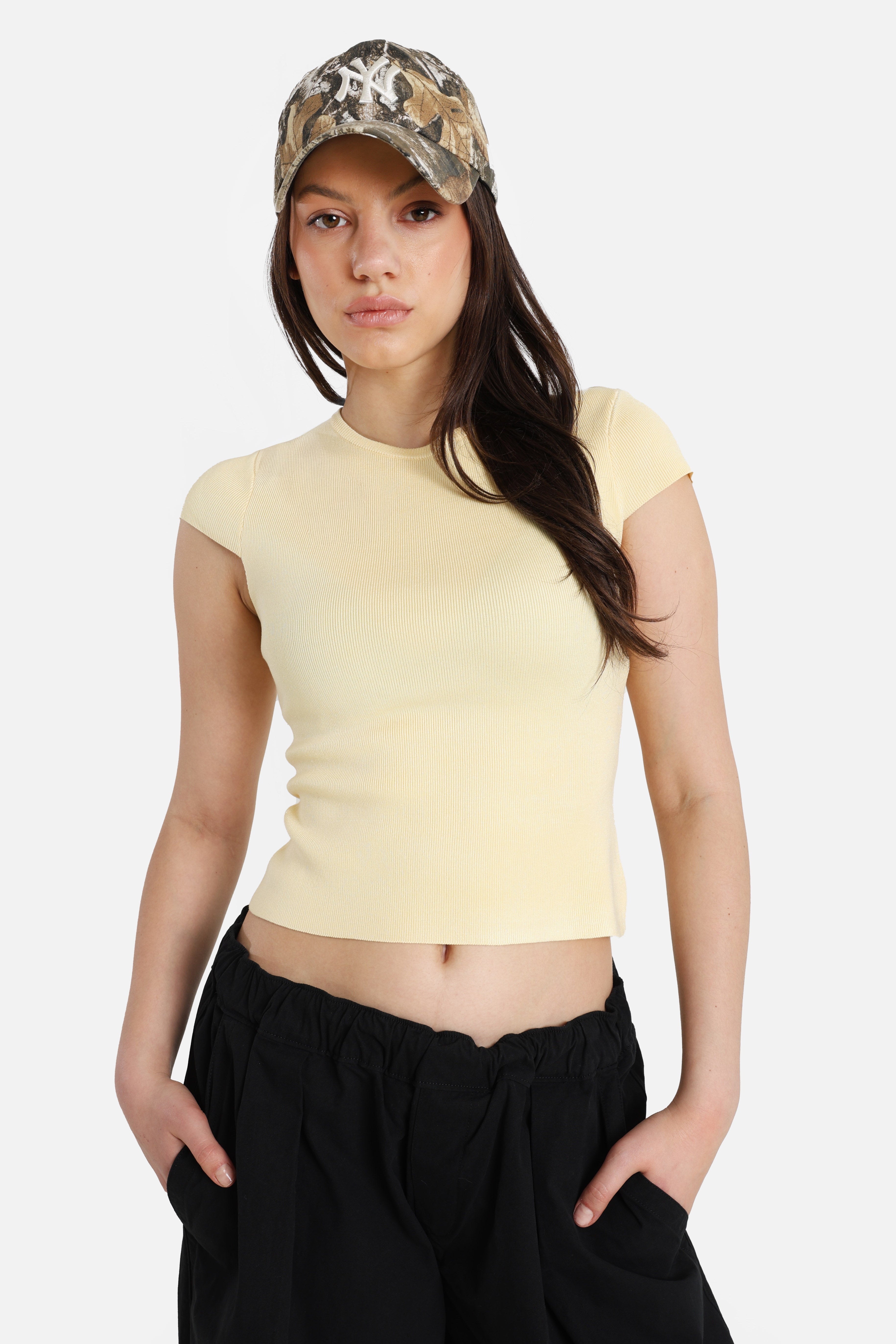 Geripptes T-Shirt - Gelb