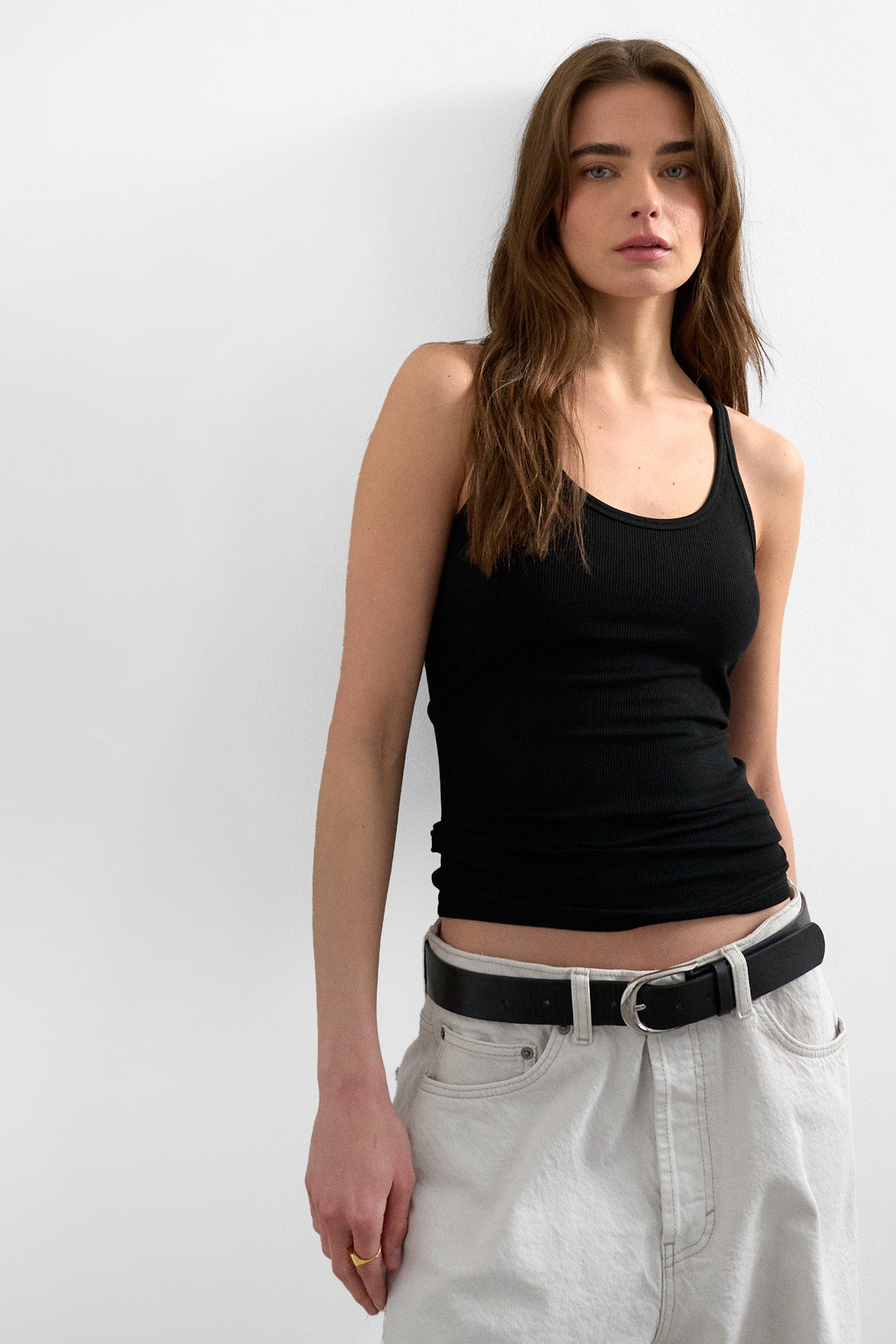 TSHENRI Geripptes Top - Black