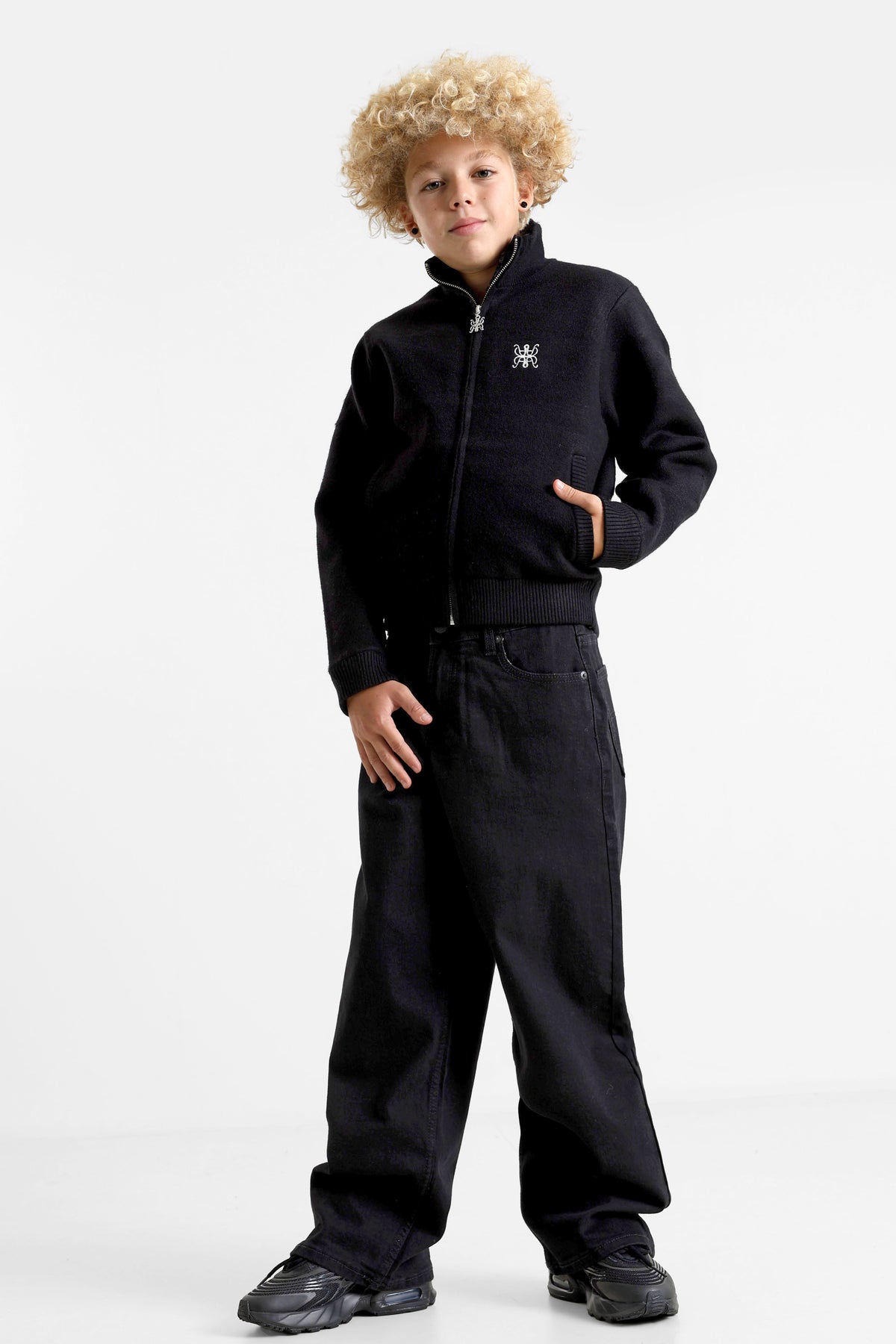 Gefütterte Strickjacke - Schwarz