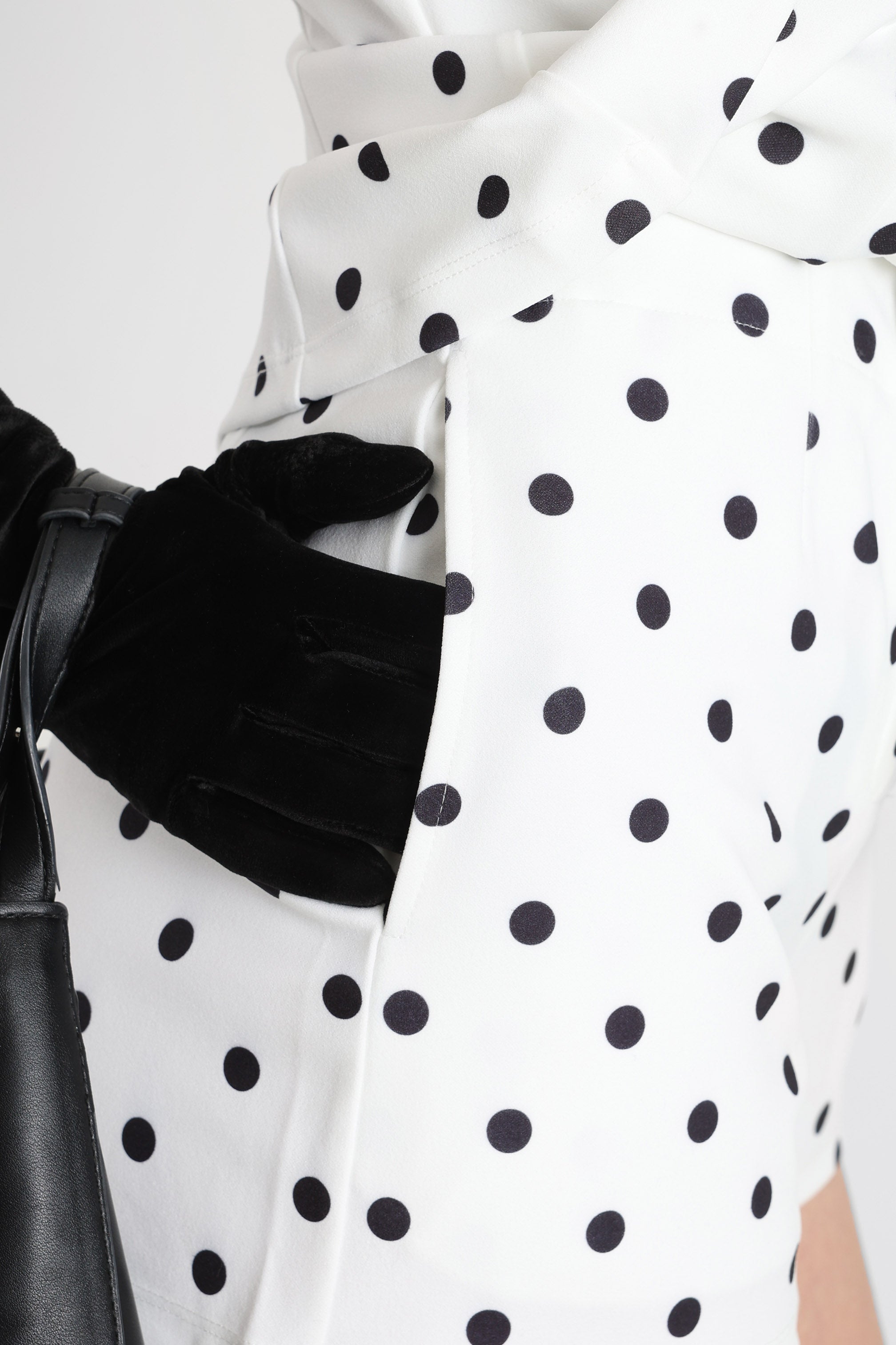 Kurzer Overall - Weiss + Schwarz