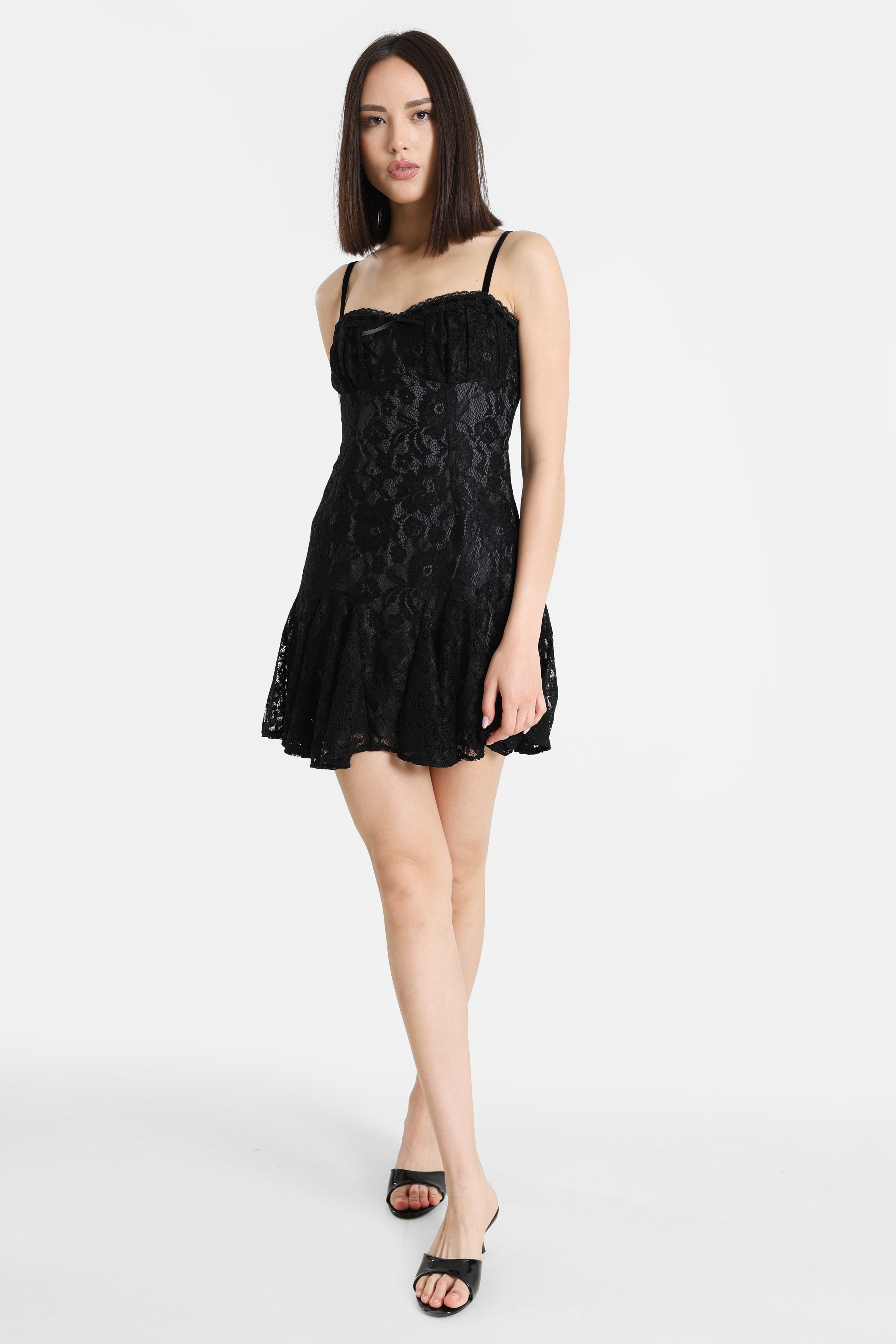 Mini robe en dentelle avec short intégré - Noir