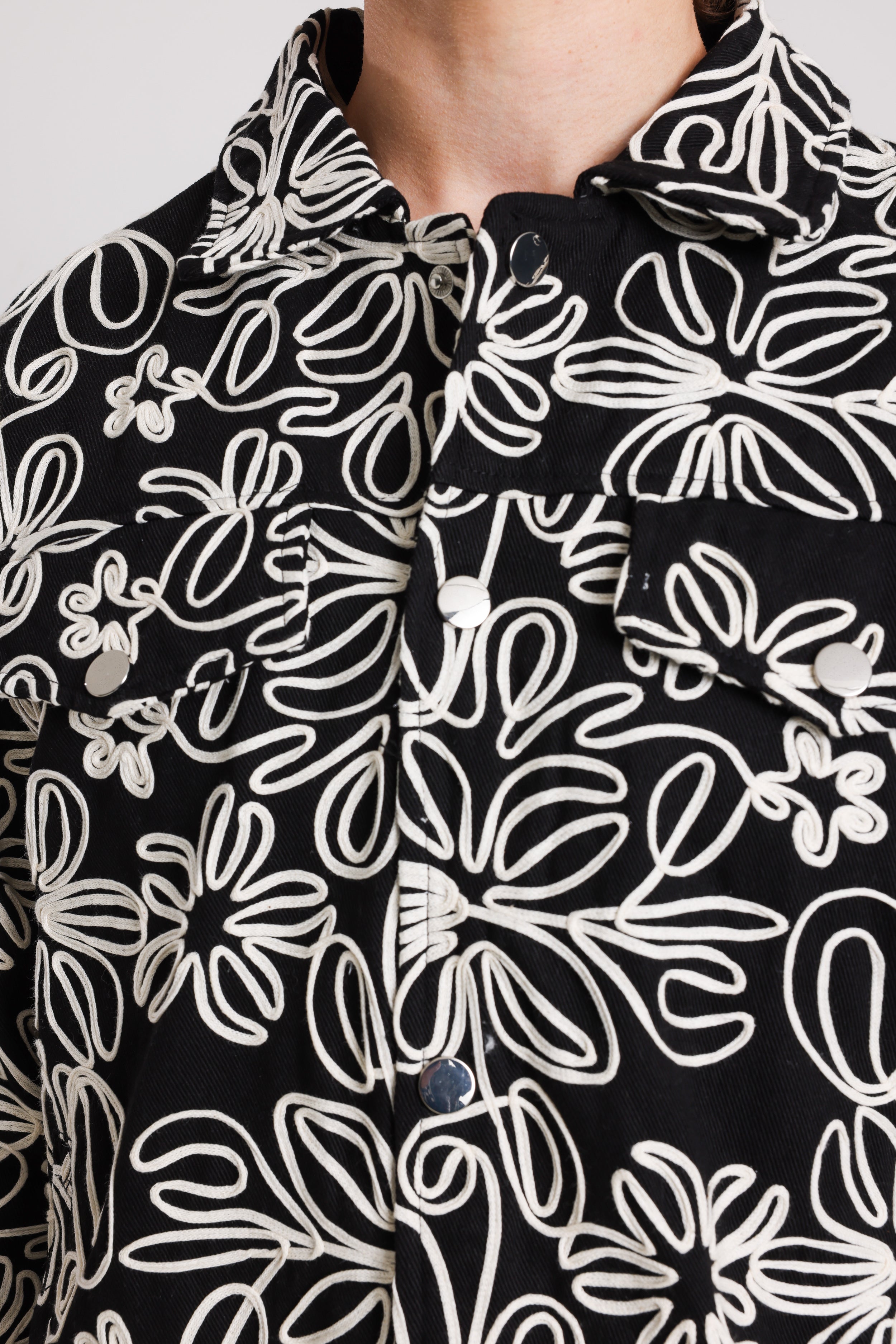 Leichte Jacke aus Twill - Black + Offwhite