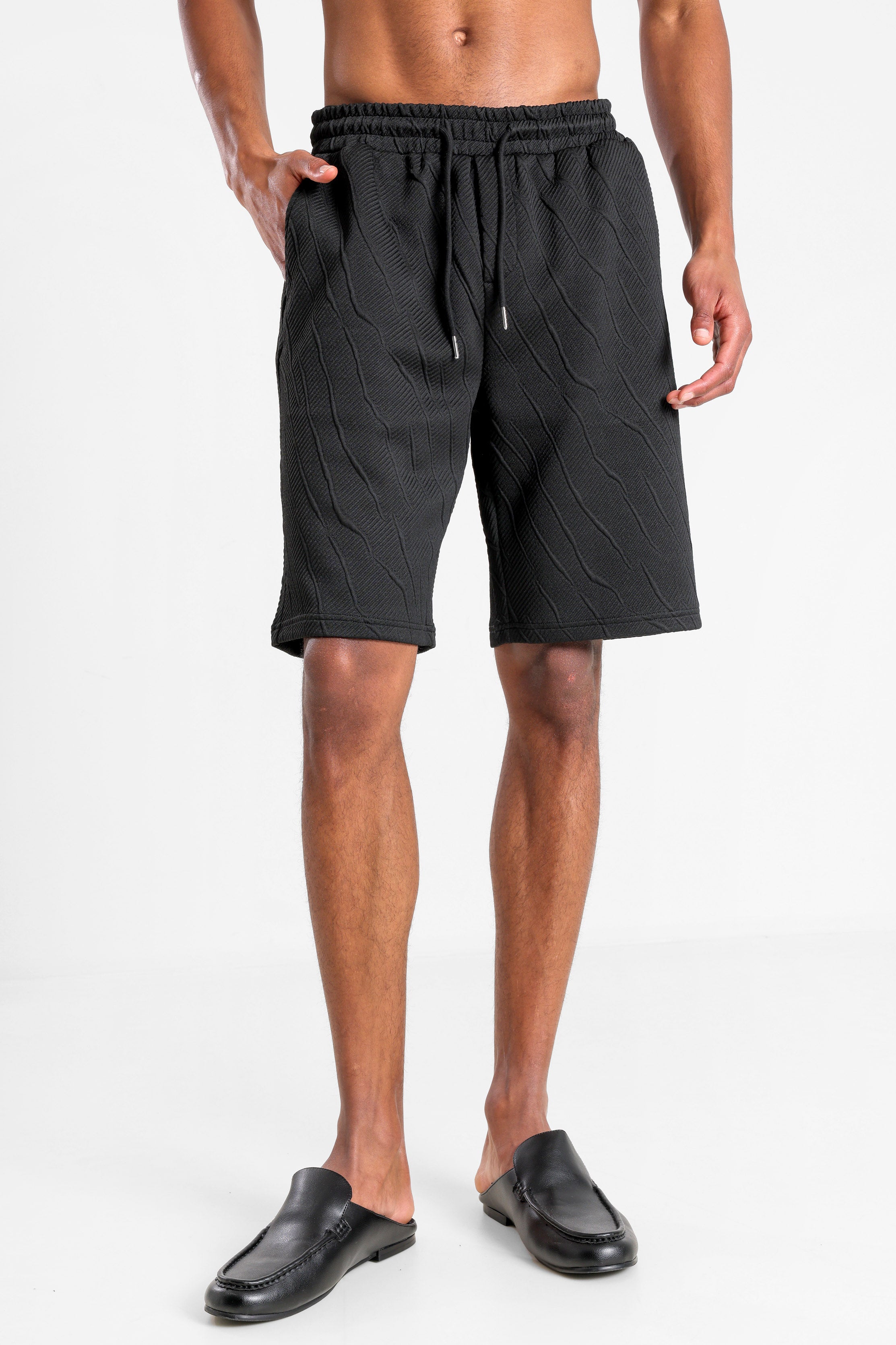 Strukturierte Stoffshorts - Black