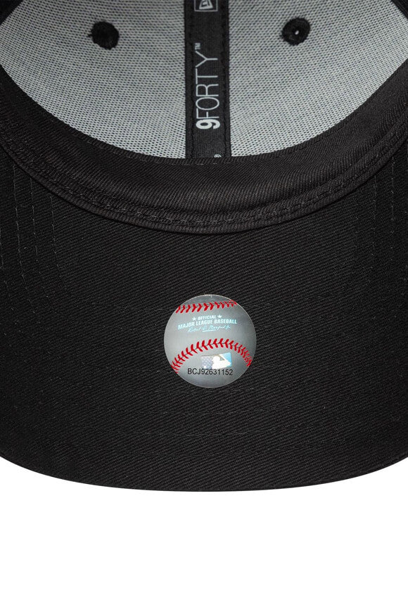 9Forty Satin Cap / Strapback - Black