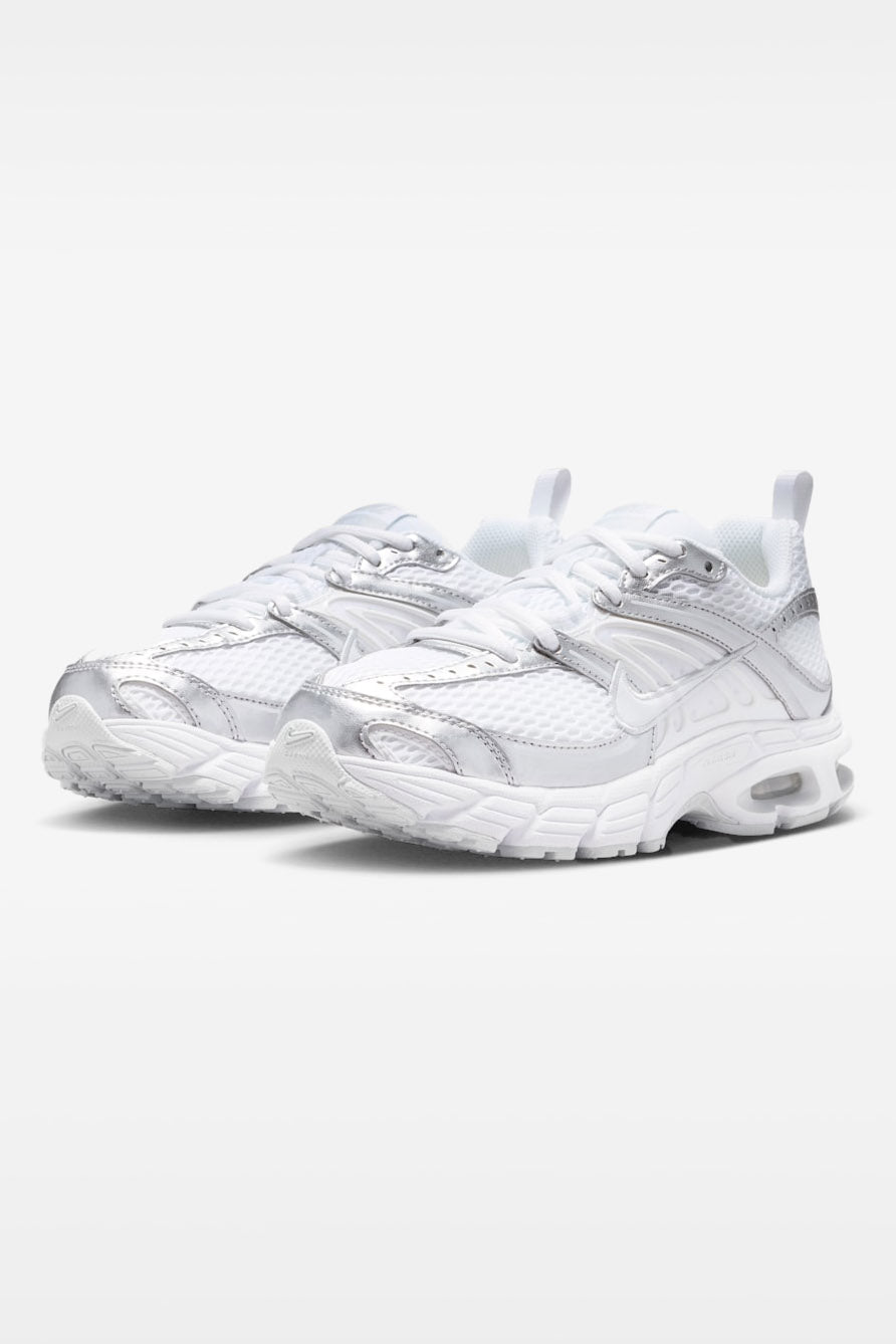 Air Max Moto 2K sneakers - White + Pure Platinum