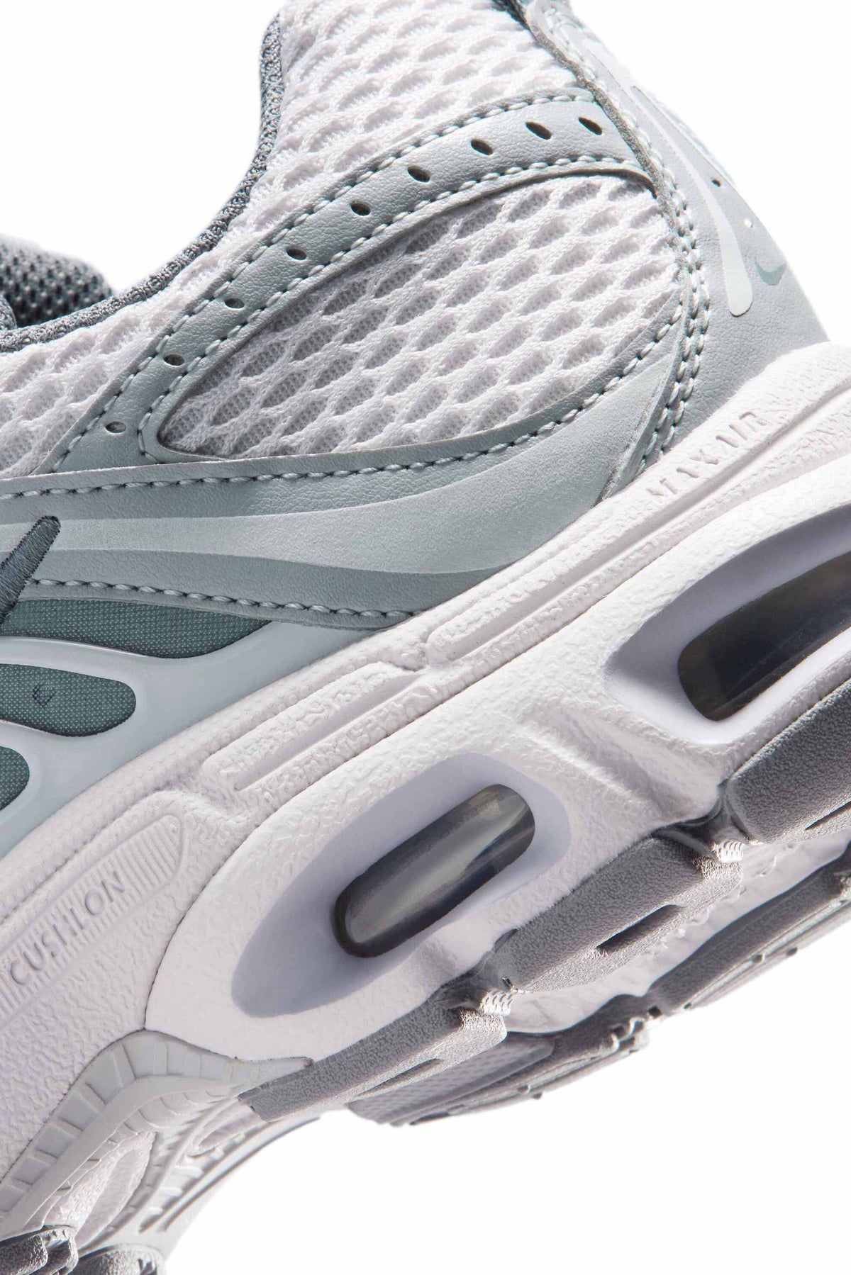 Air Max Moto 2K Sneaker - Wolf Grey + Vast Grey + Cool Grey