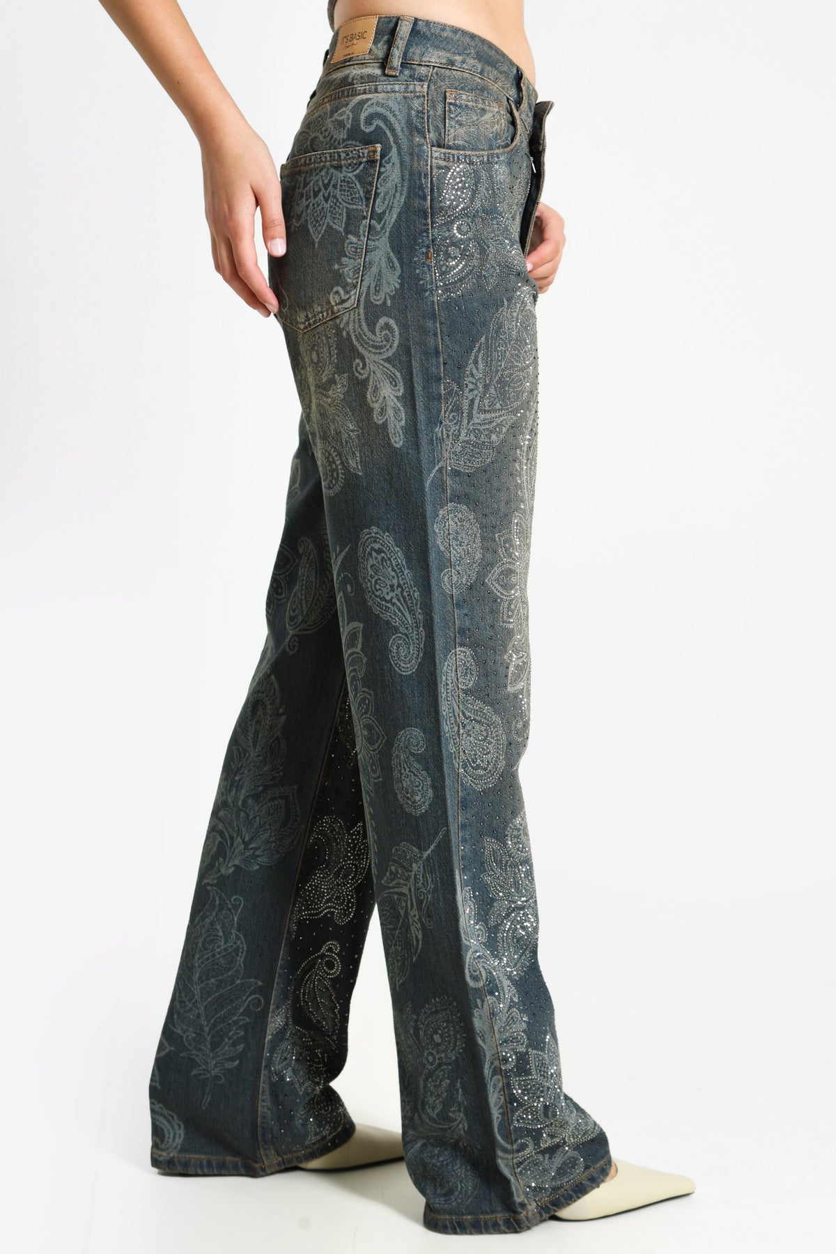 Loose Fit Jeans mit Strass