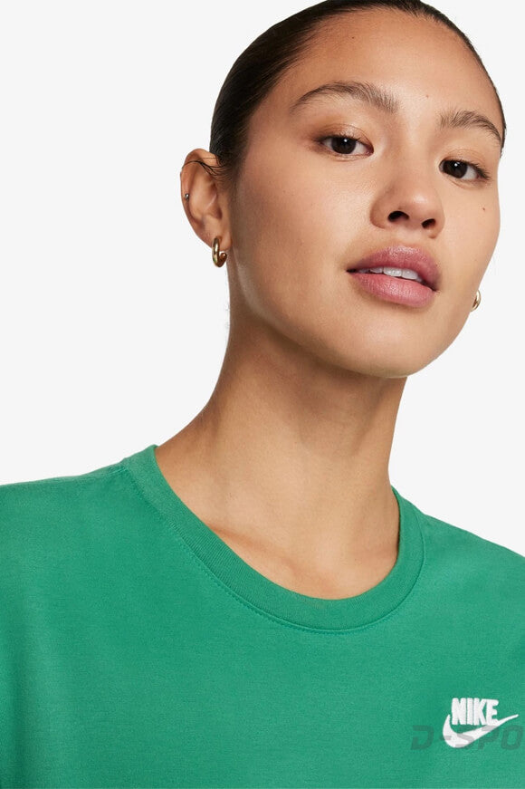 T-shirt Sportswear Club Essentials - Vert