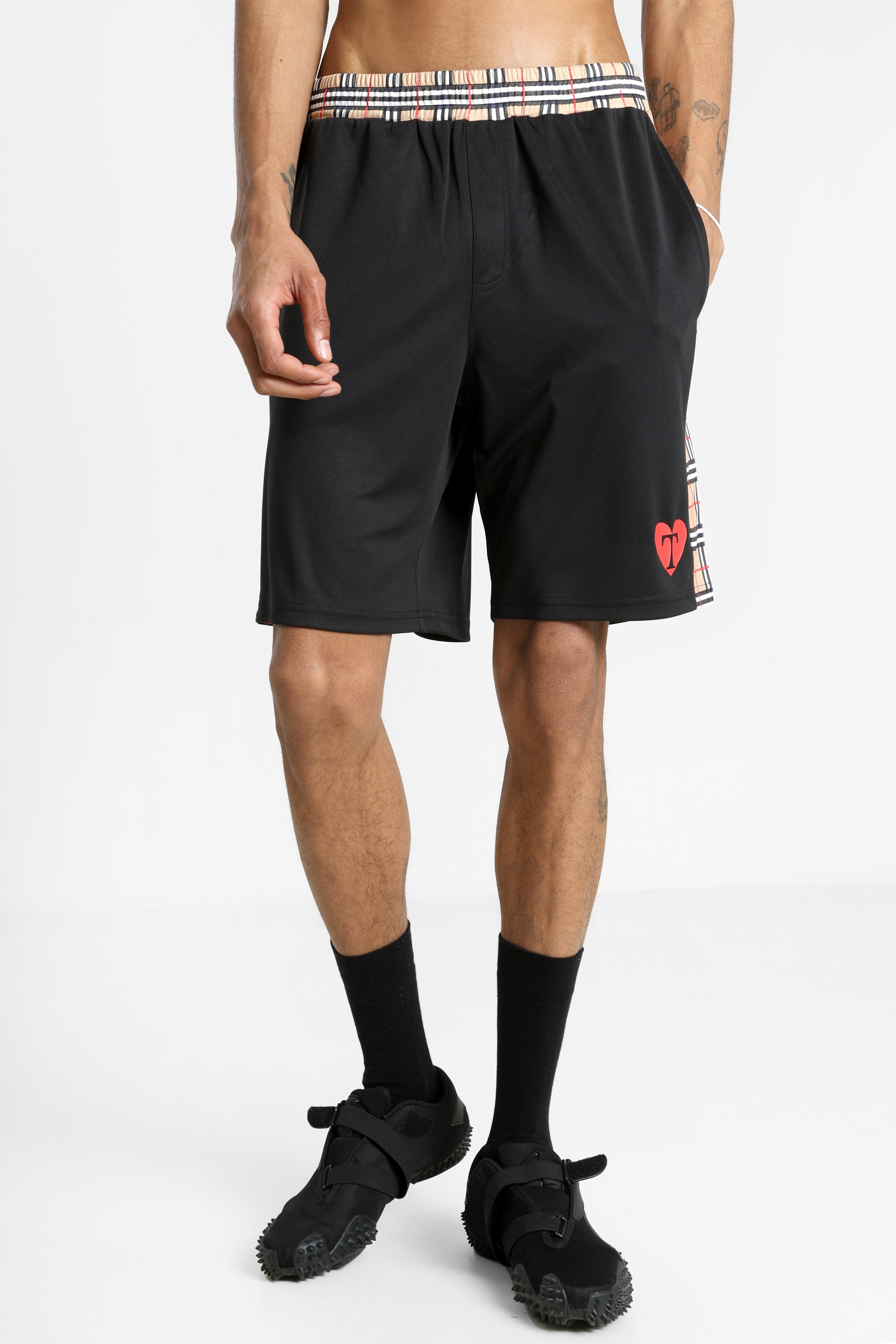 Trainingsshorts - Schwarz + Beige