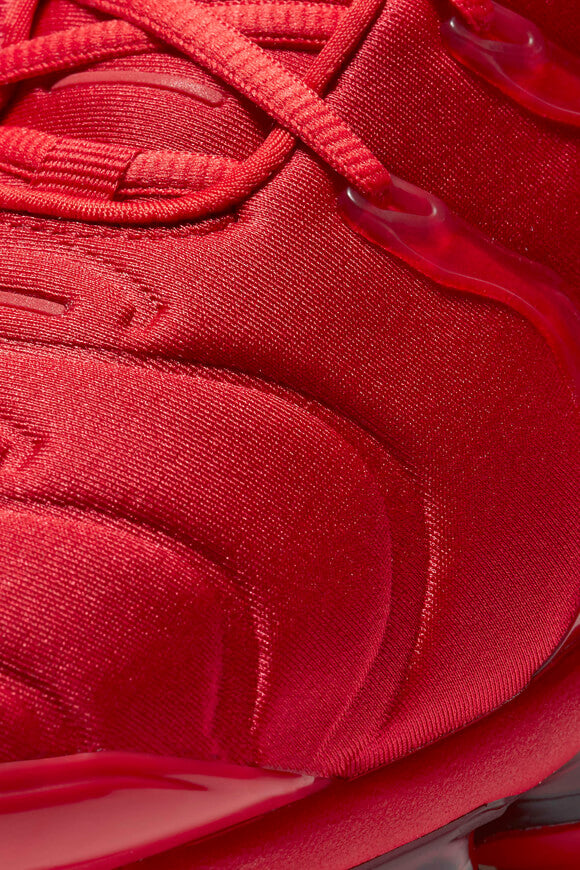 Air Vapormax Plus Sneaker - University Red