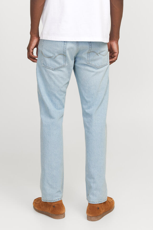 Chris Relaxed Fit Jeans L32 - Light Blue Denim