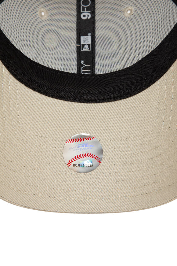 Team Outline 9Forty Cap / Strapback - Light Beige