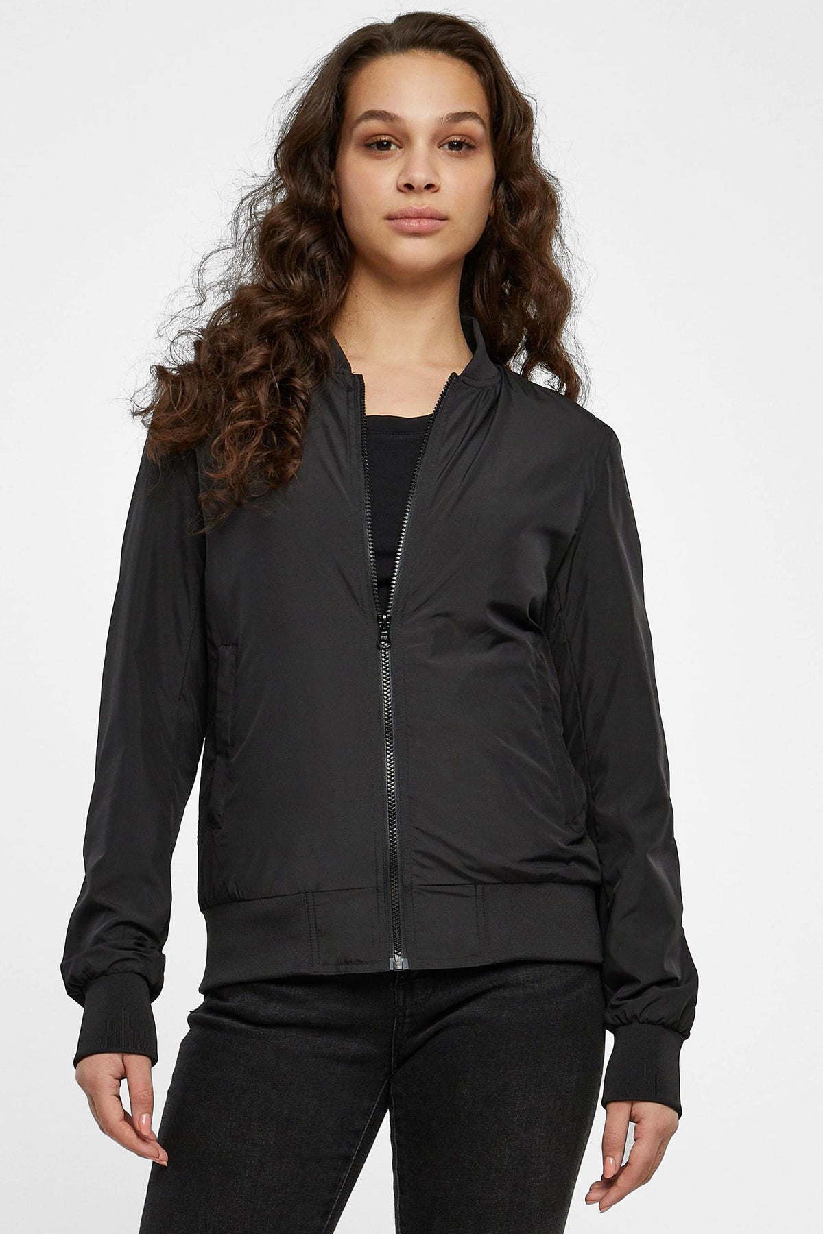 Leichte Bomberjacke