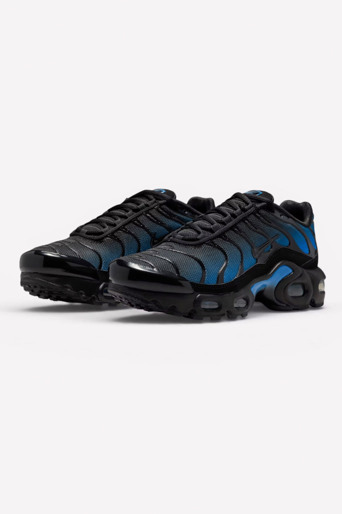 Air Max Plus Sneaker - Black + Blue Crystal