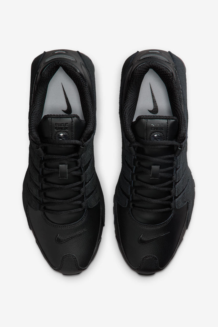 Nike - Shox NZ Sneaker - Black