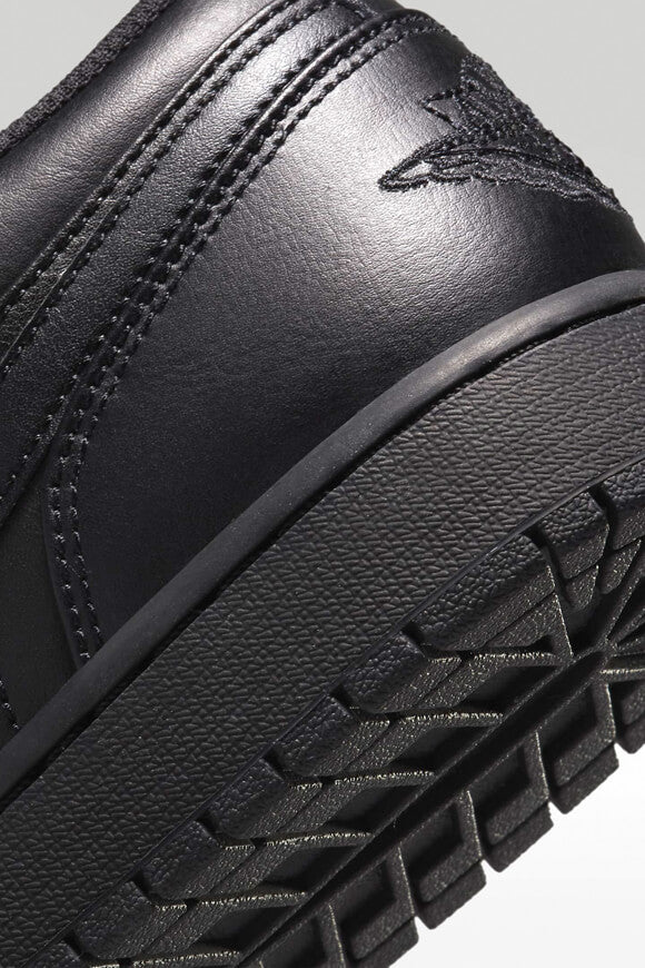 Air Jordan 1 Sneaker - Black