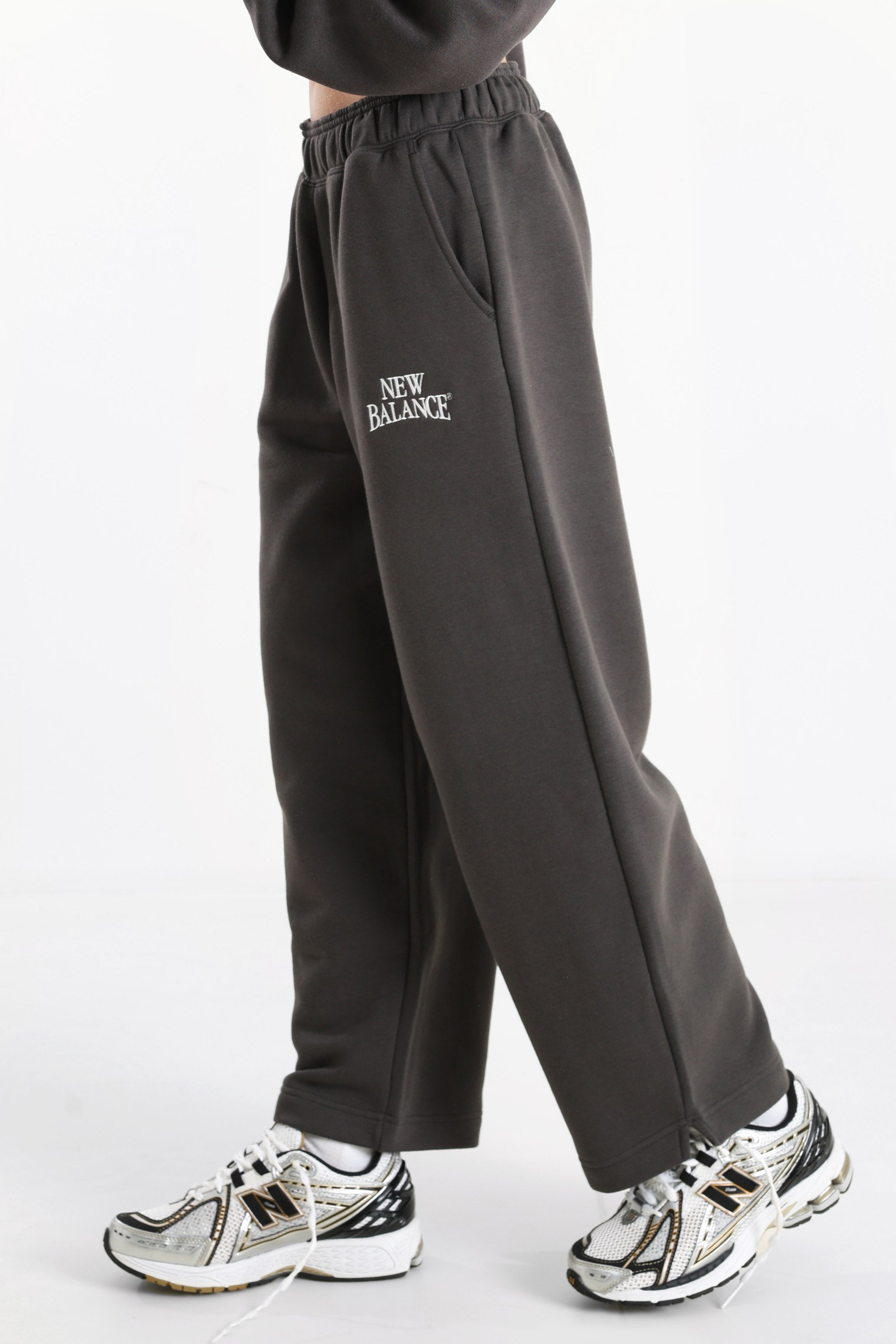 Linear Heritage Barrel Sweathose - Faded Black