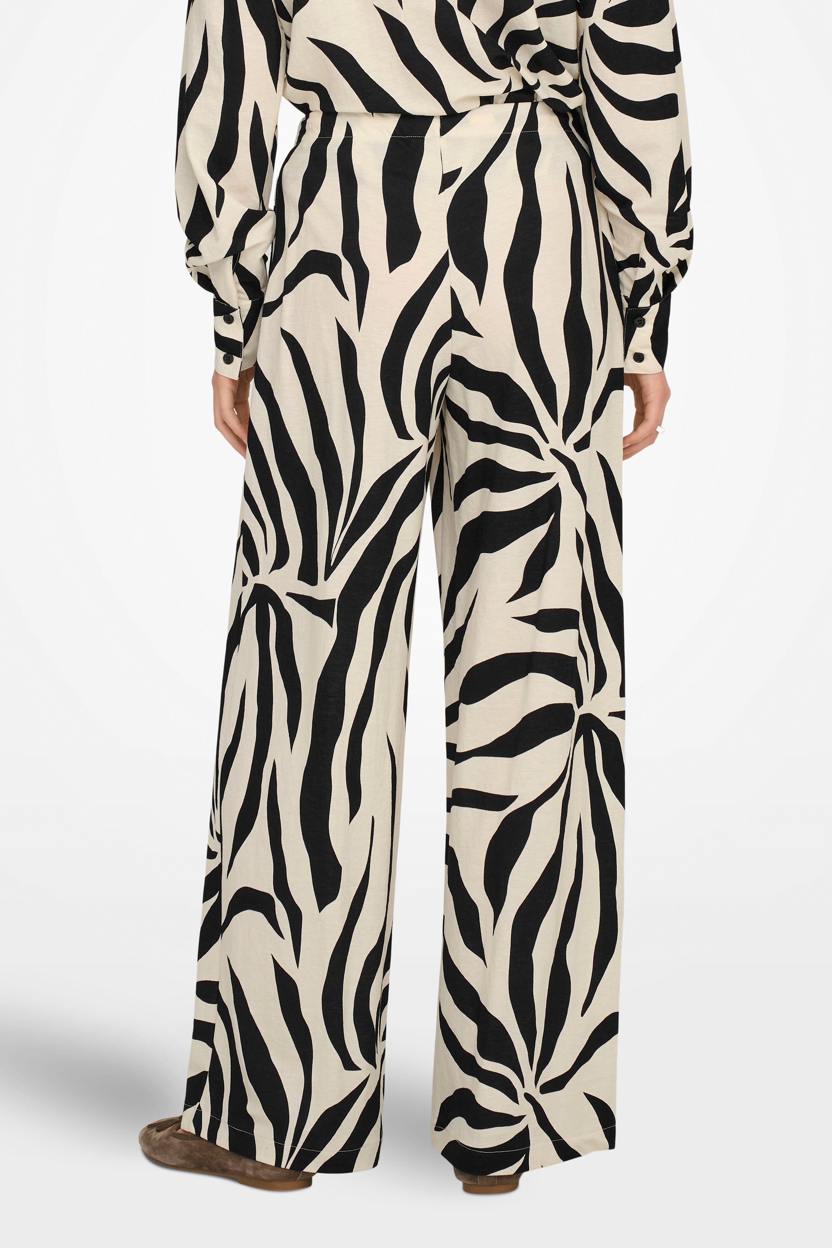 ONLSAKURA Stoffhose - Beige + Black