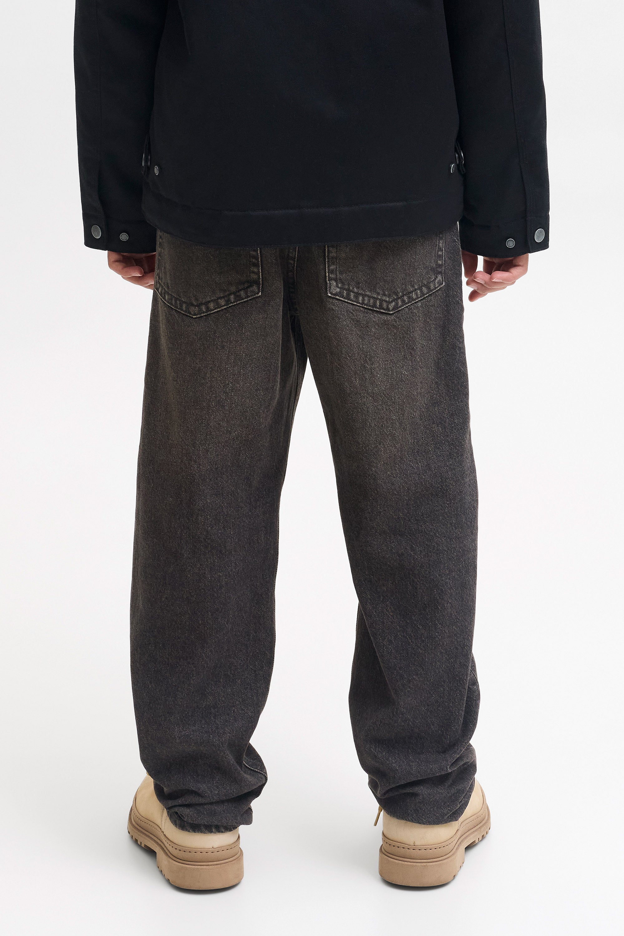 Chris Relaxed Fit Jeans - Black