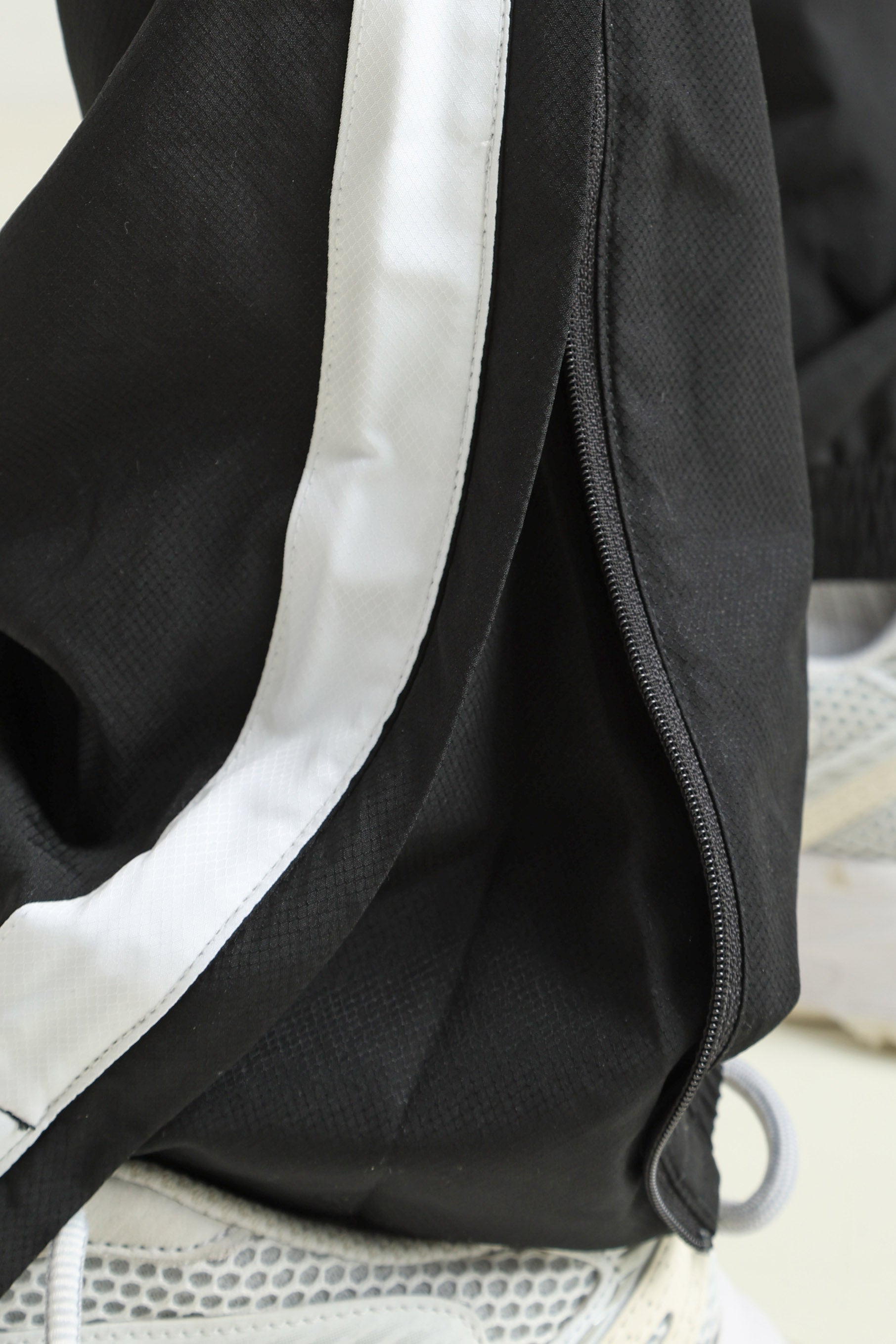 Pantalon de survêtement - Black + White