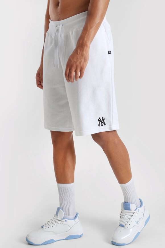 Base Runner Emb Helix short en sweat - White