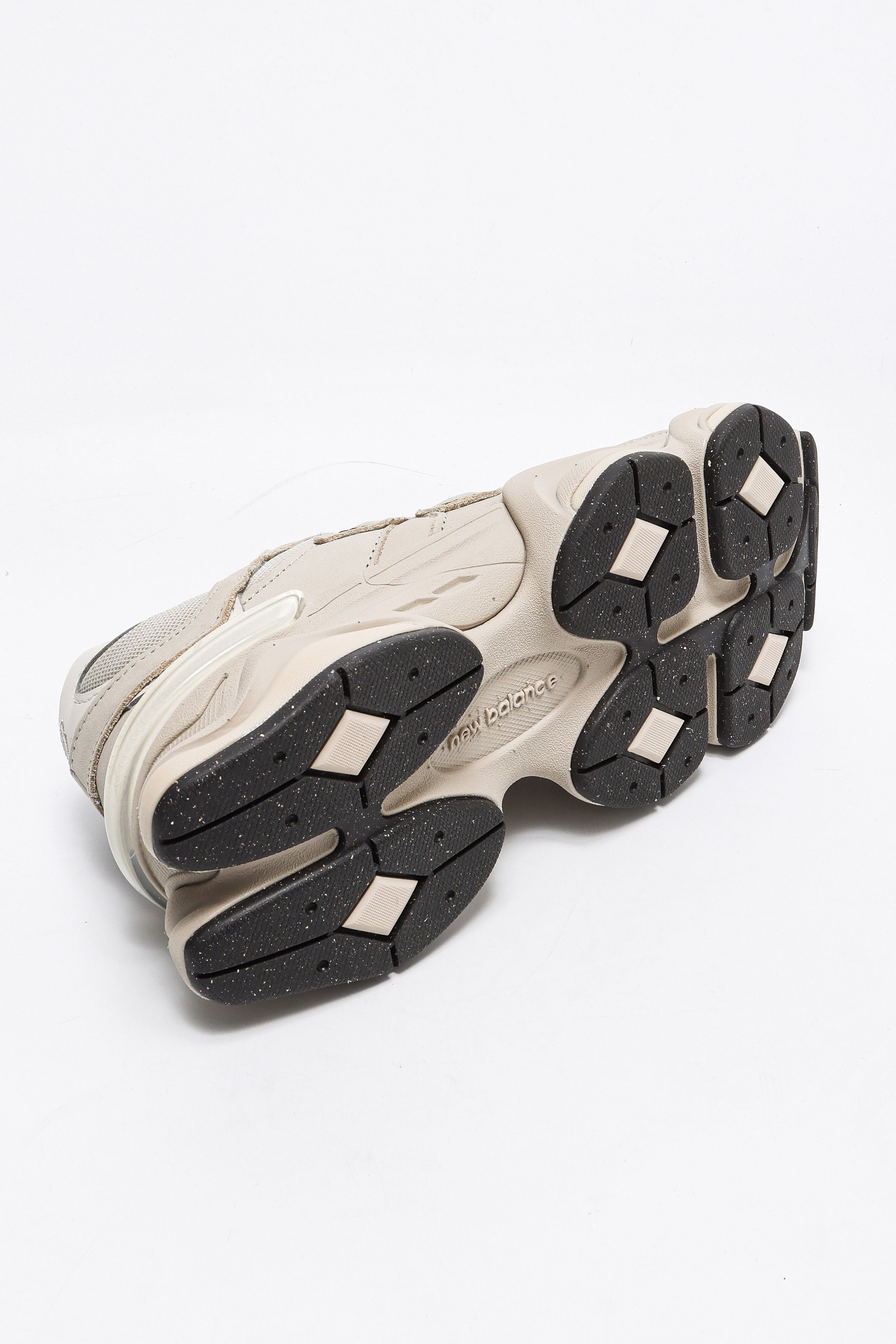 9060 Sneaker - Stone + Beige