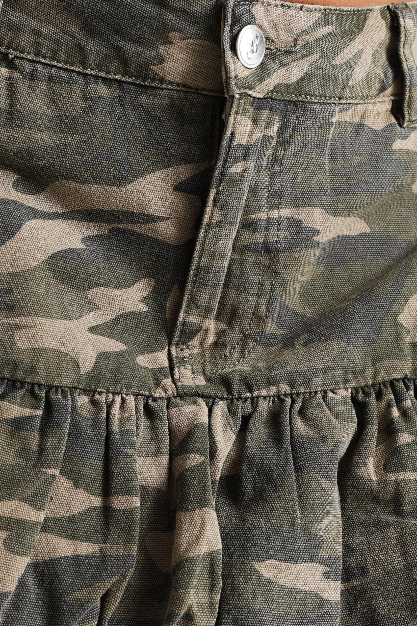 Mini-Jeansrock mit Innenshorts - Camouflage