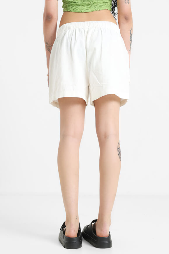 Caro linen shorts - Cloud Dancer