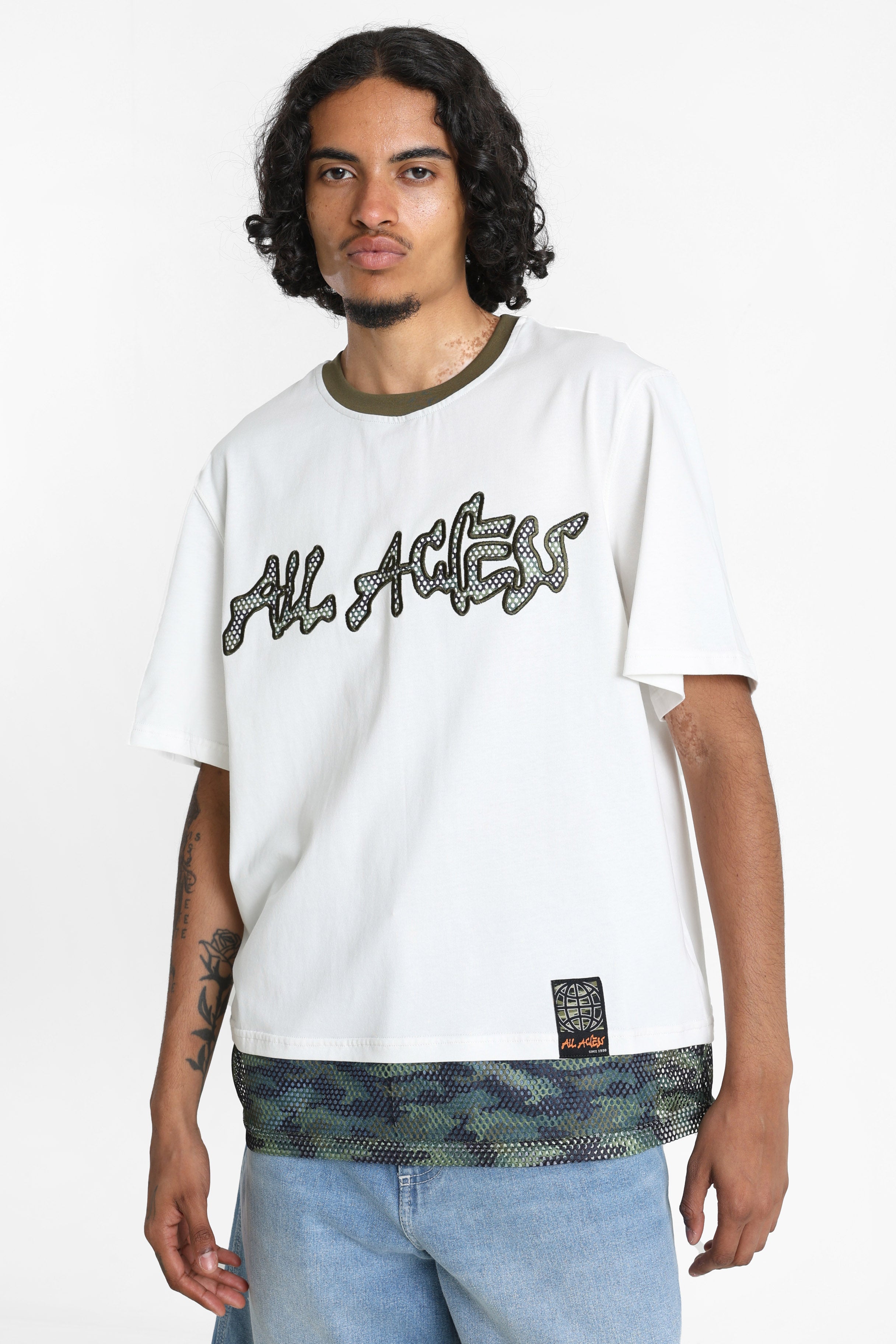 T-Shirt - Weiss + Grün Camouflage