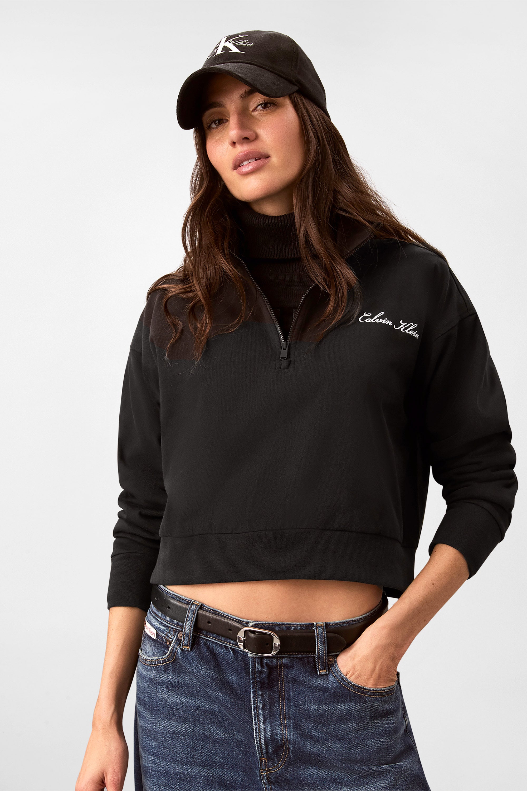 Crop Sweatshirt - Black
