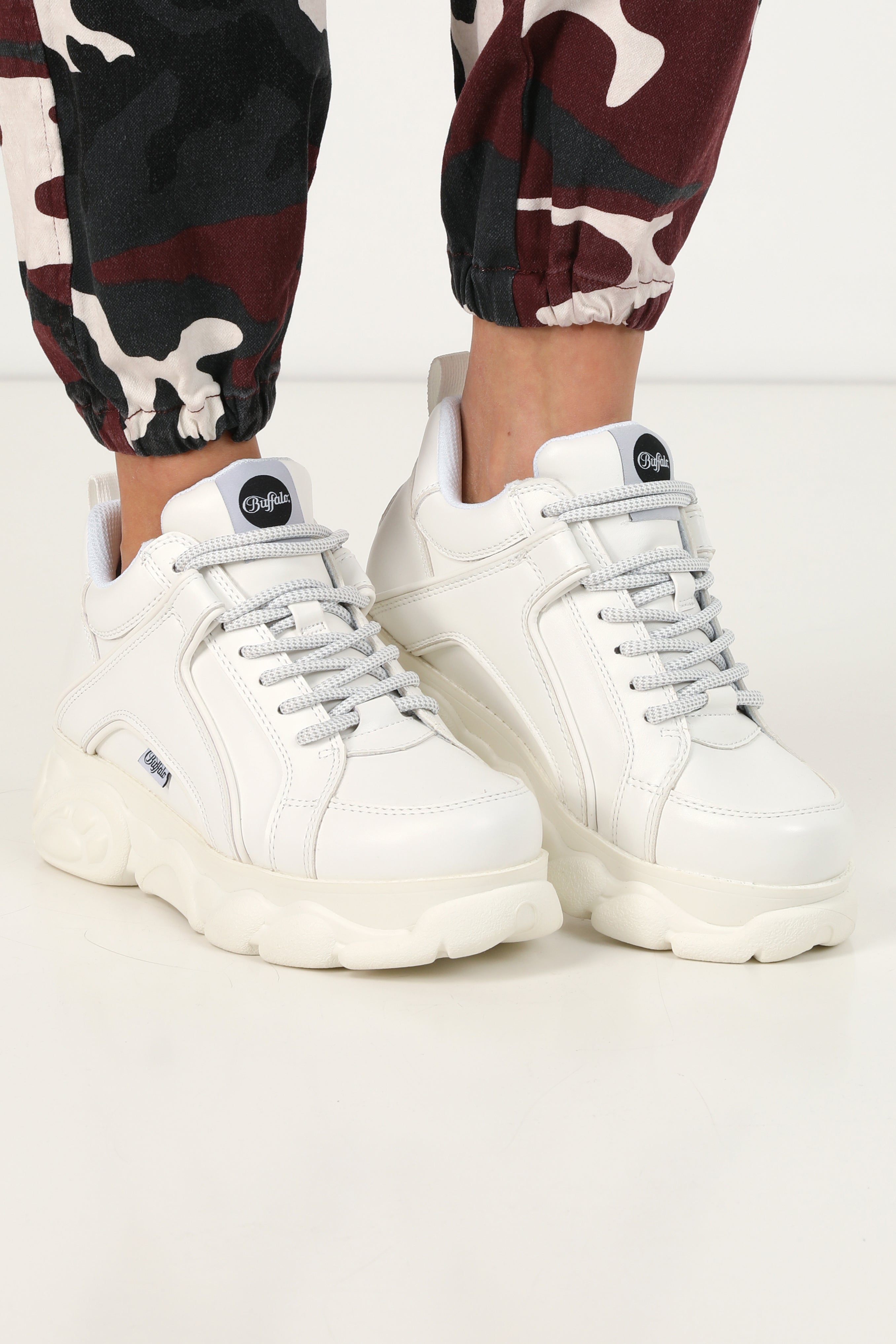 Baskets à plateforme - Blanc cassé