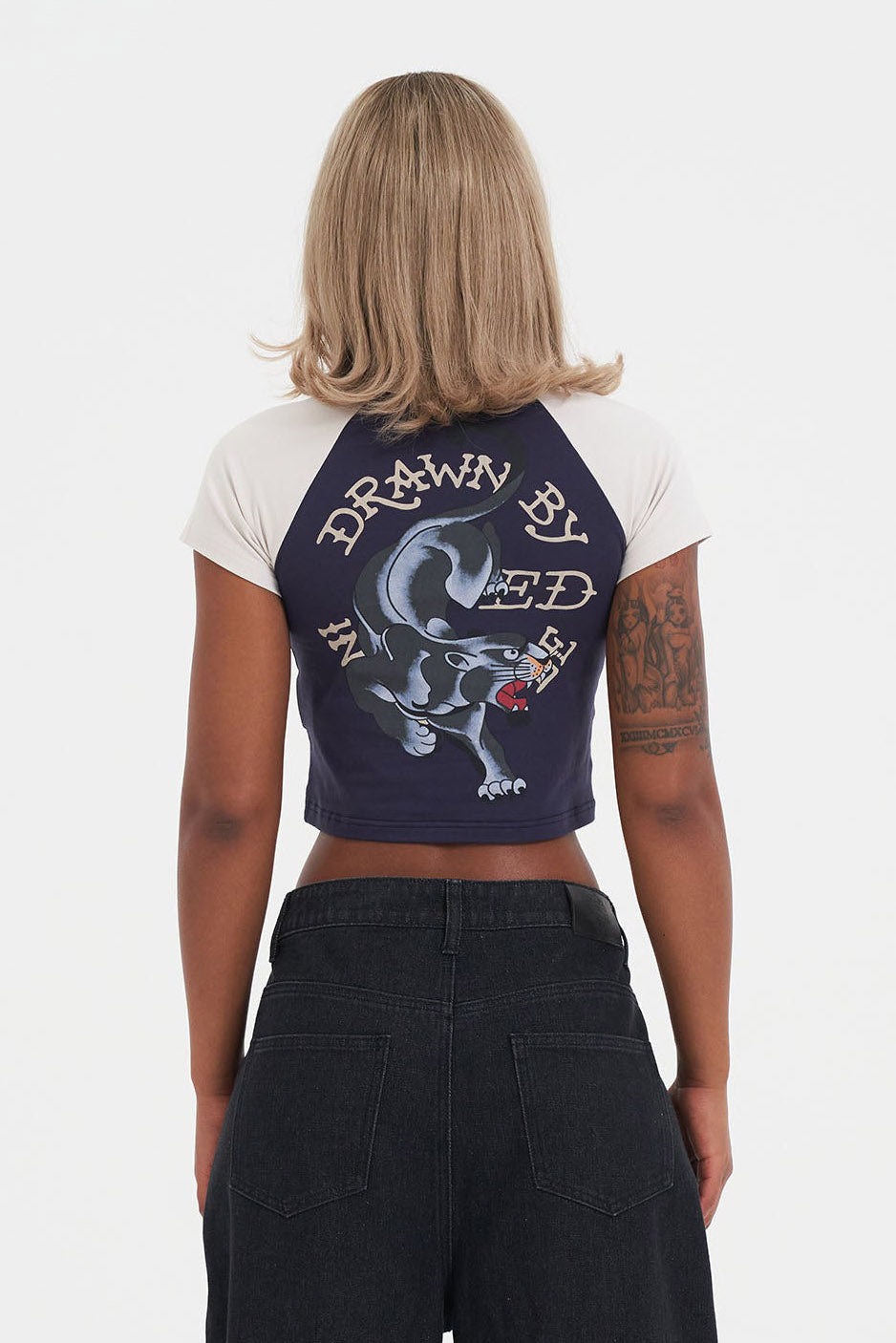 T-shirt con crop - Navy + Beige