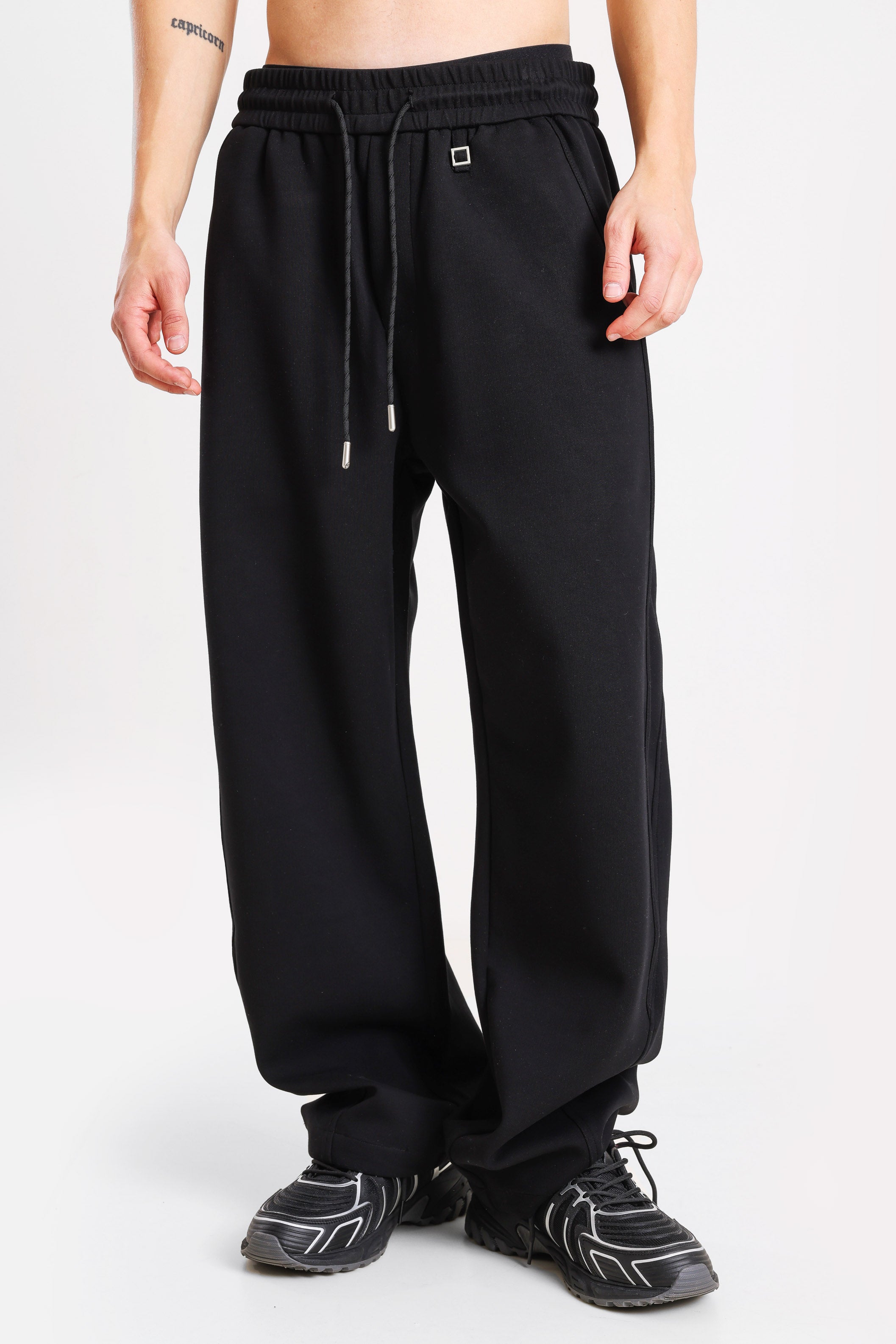 Barrel Fit Sweathose - Black
