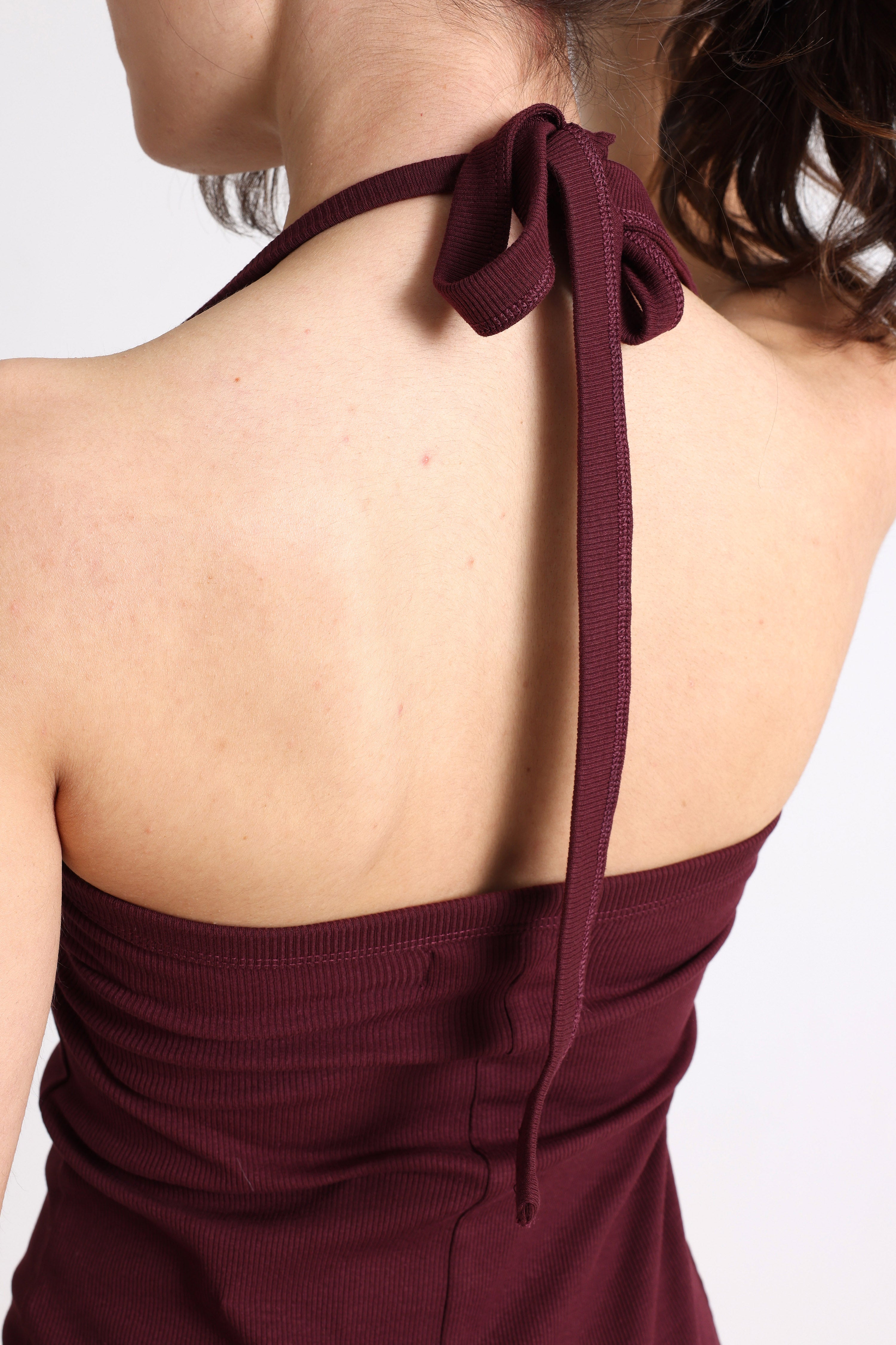 Geripptes Neckholder-Midikleid - Bordeaux
