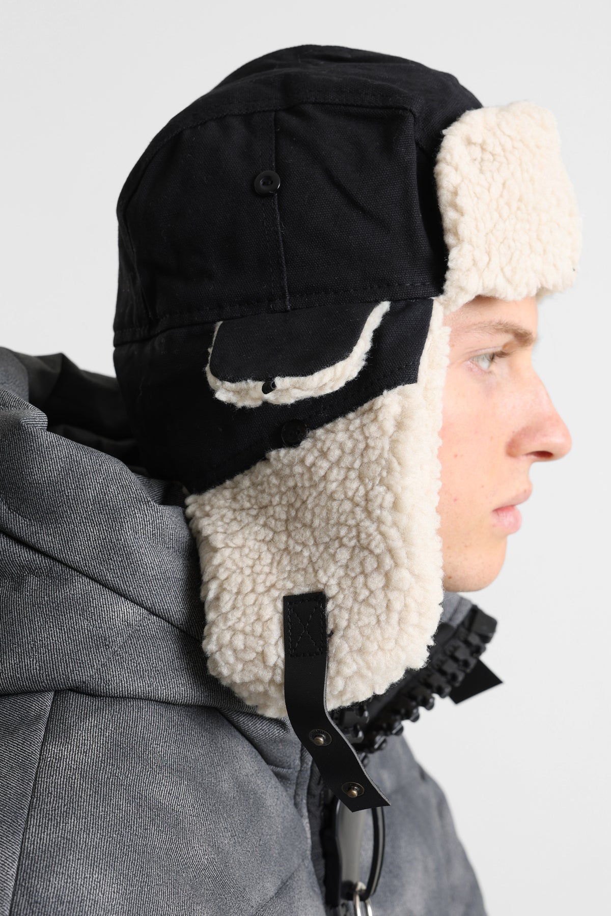 Trapper Beanie - Black + Light Beige