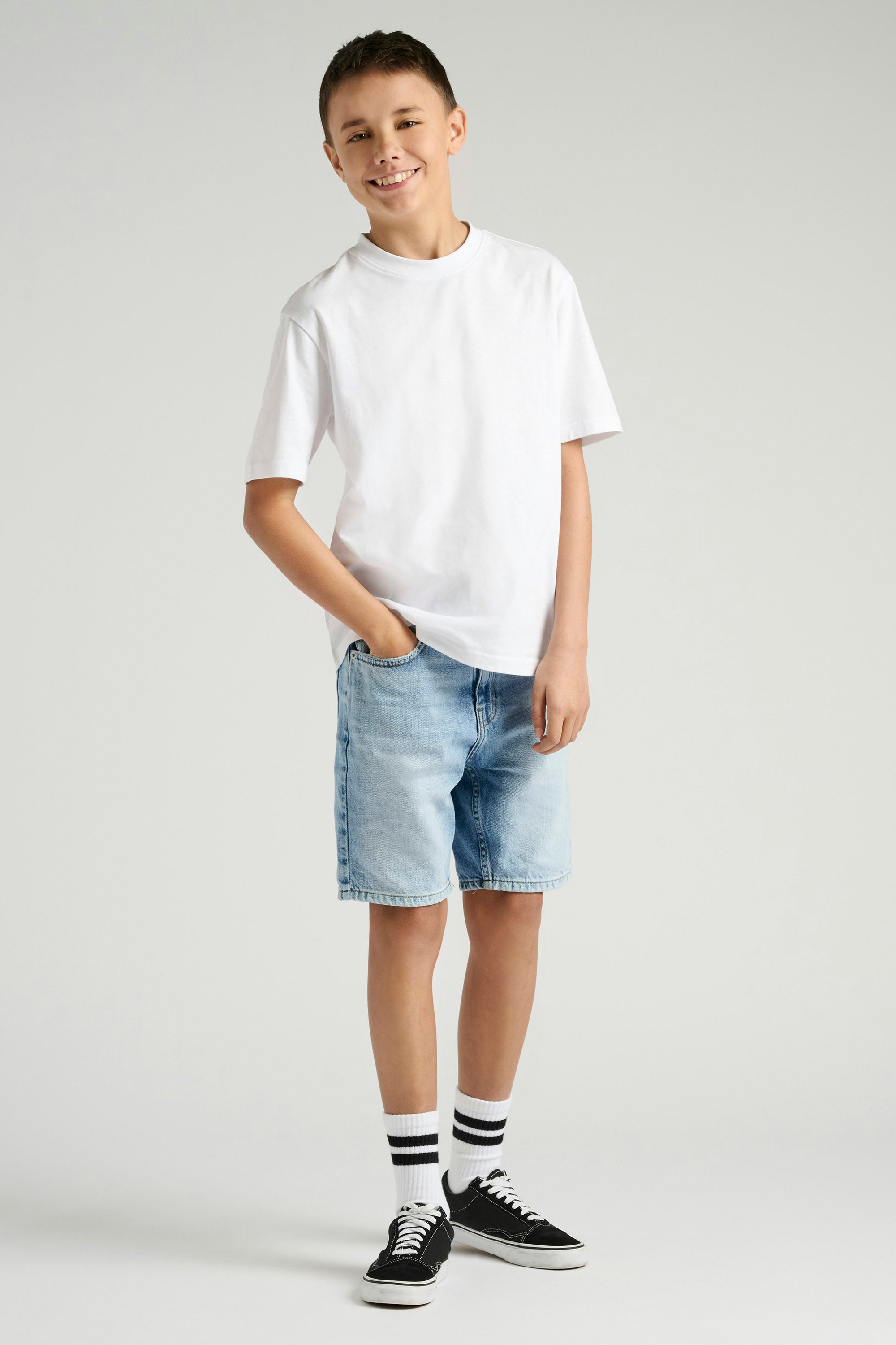 OSJEDGE Jeansshorts - Light Blue Denim