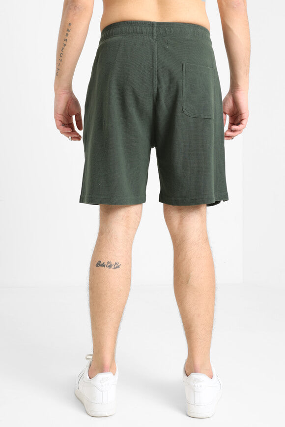 Shorts aus Waffelstoff - Bottle Green